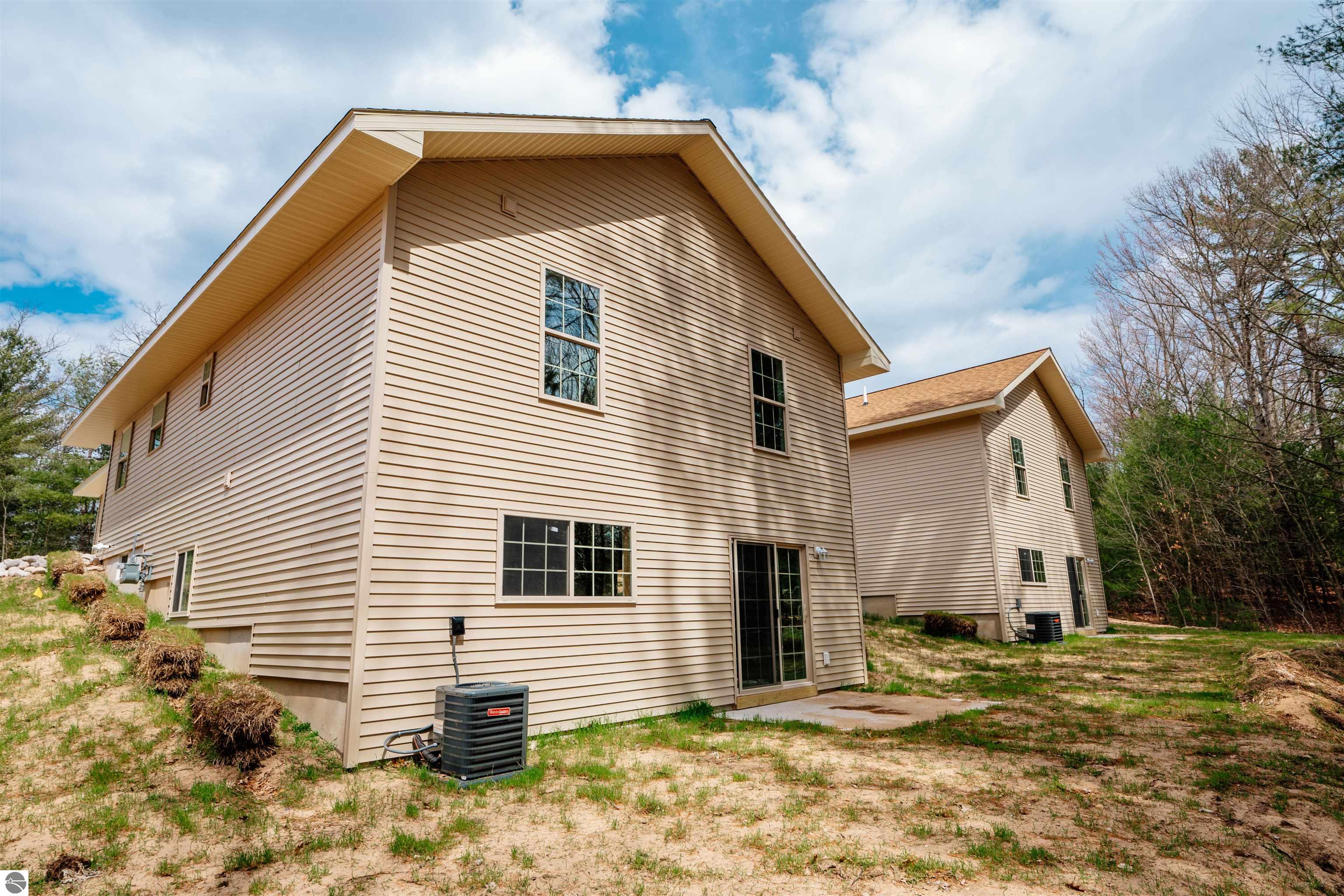 9778 Deer Track Court # 4