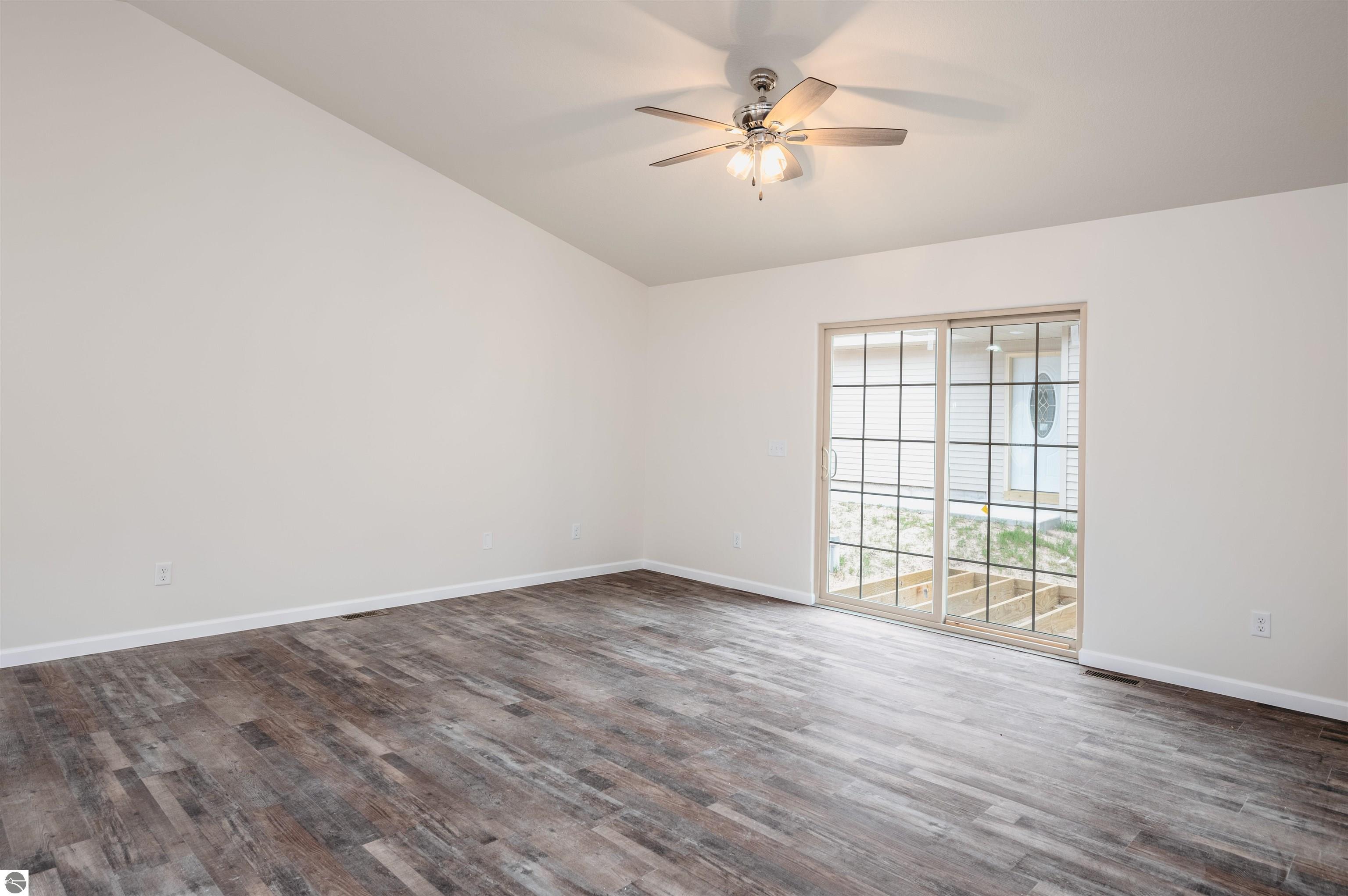 9778 Deer Track Court # 4