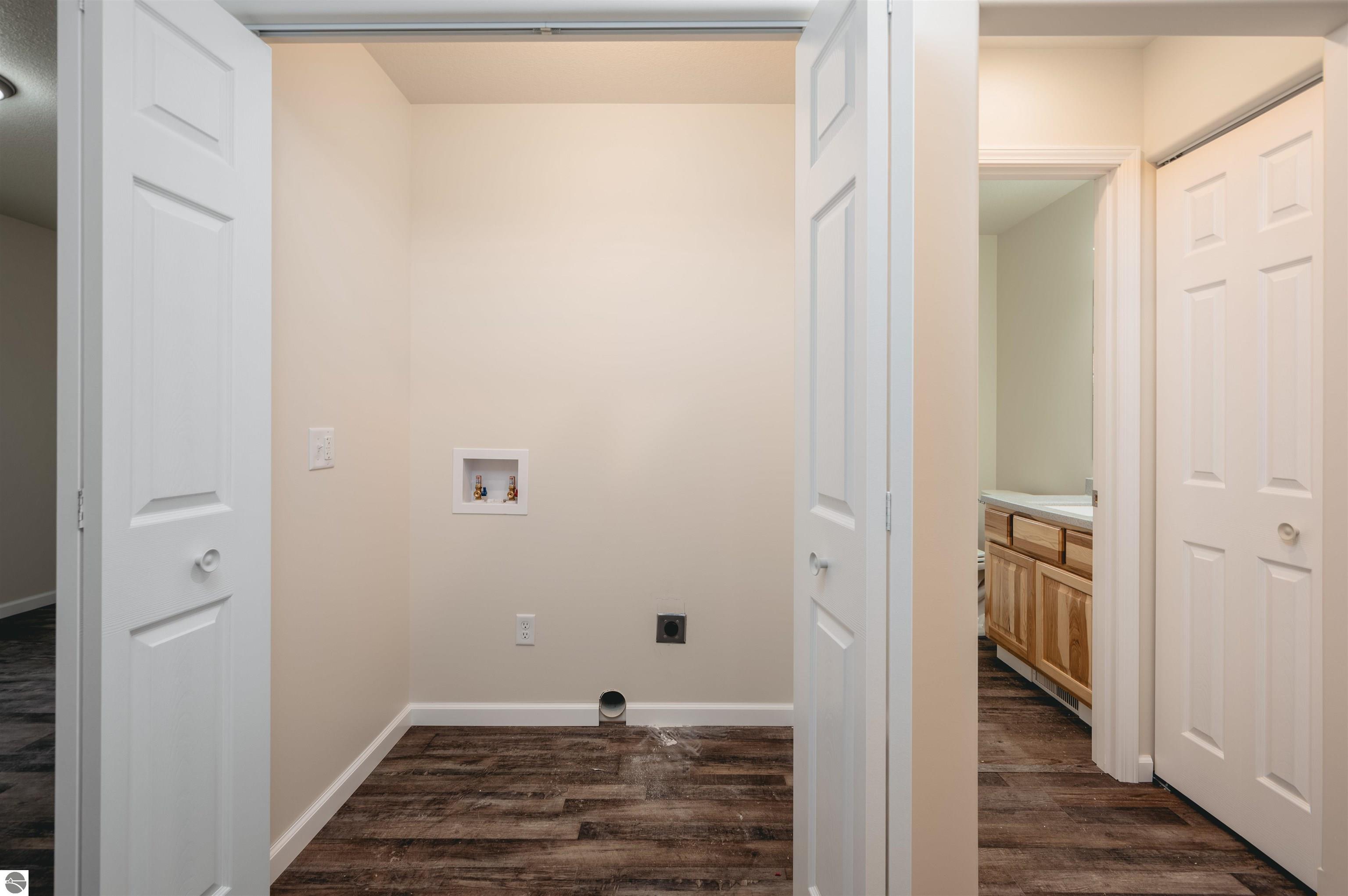 9778 Deer Track Court # 4