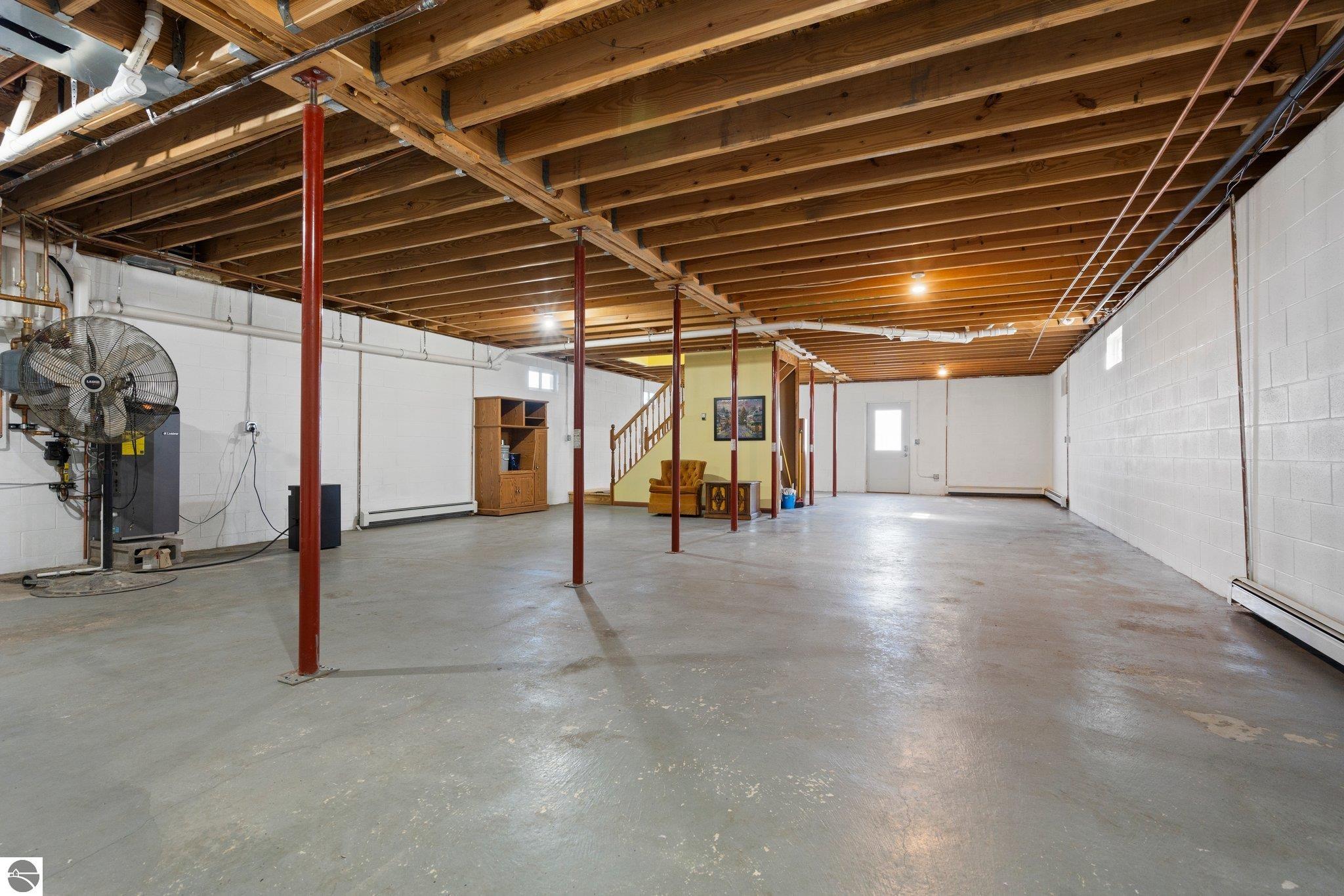 2189 Boardman Road
