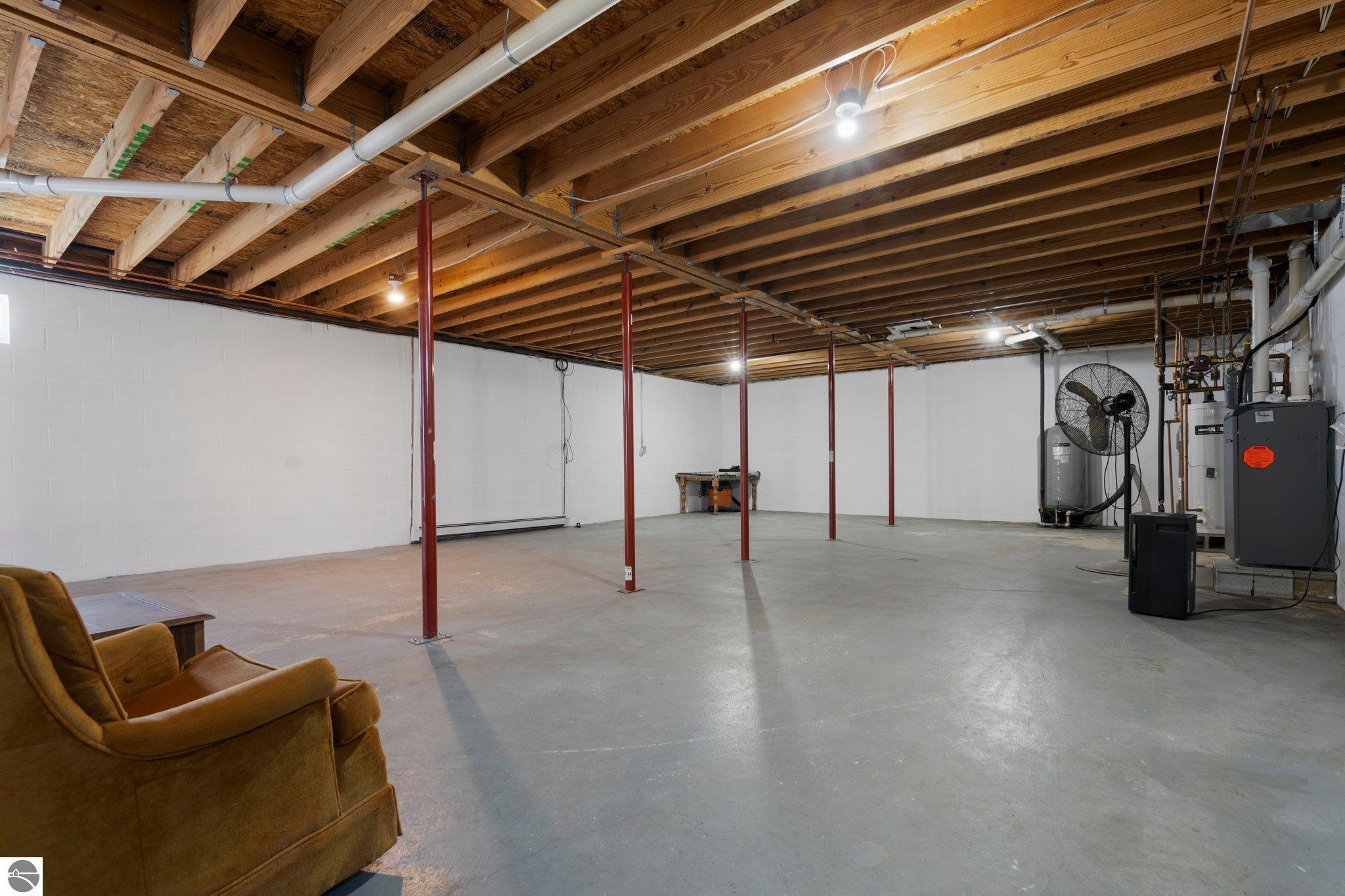 2189 Boardman Road