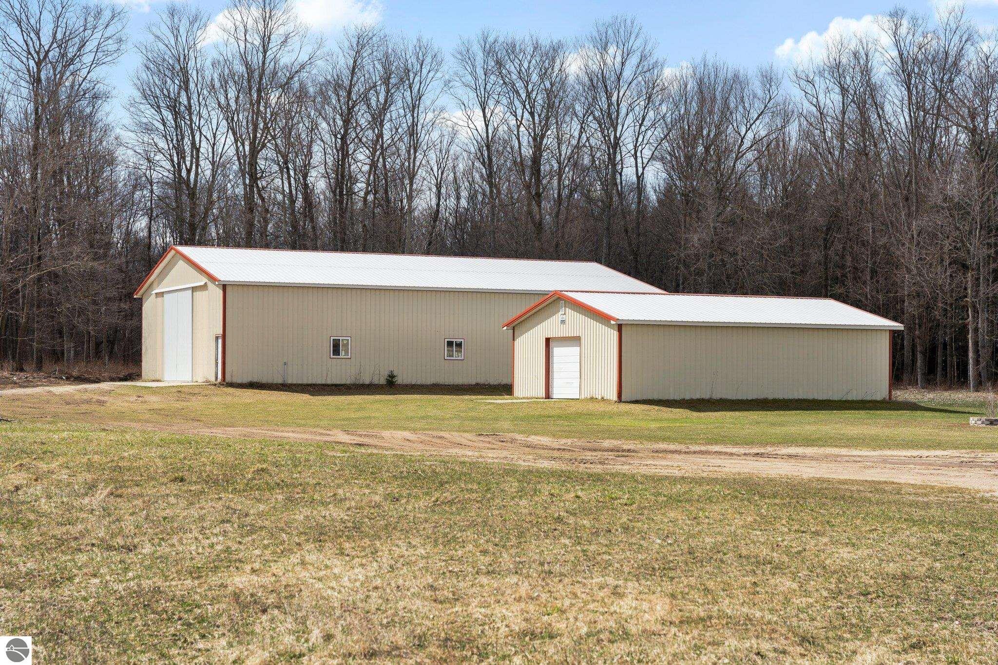 2189 Boardman Road