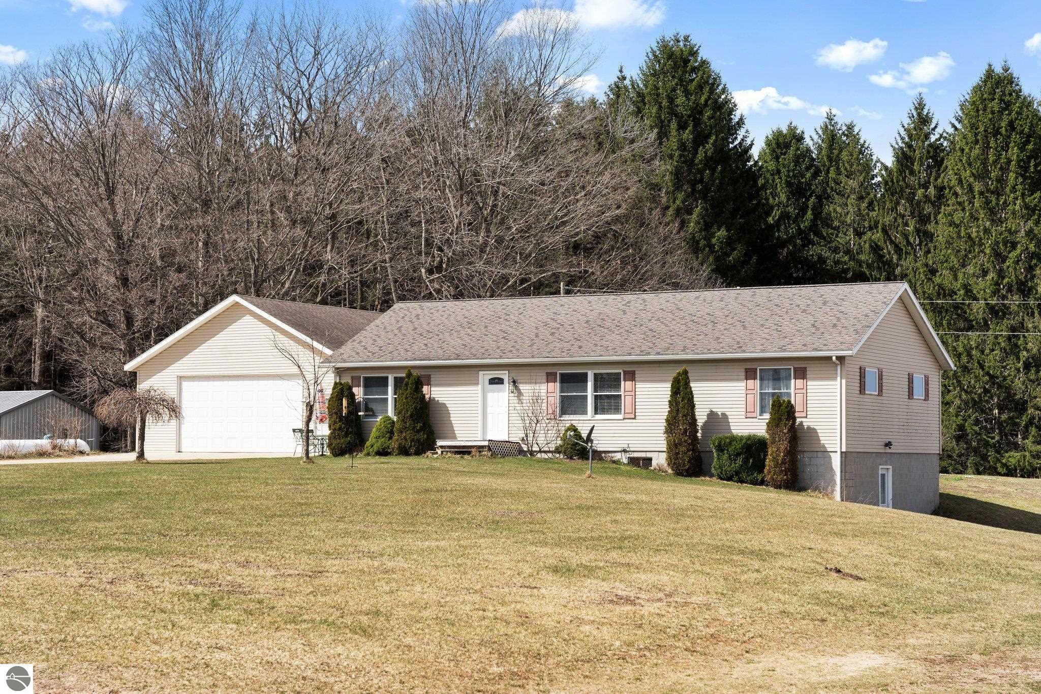 2189 Boardman Road