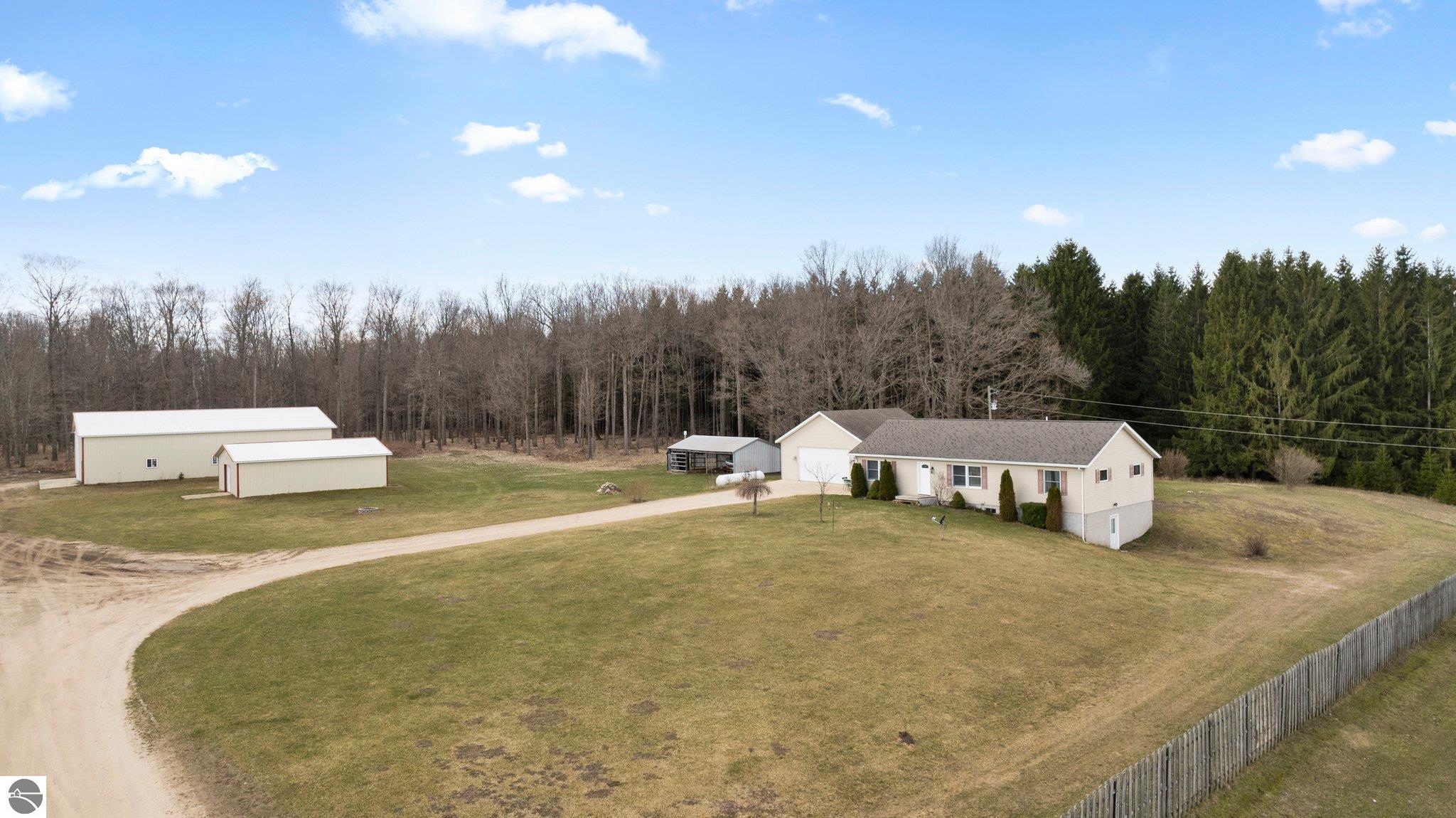 2189 Boardman Road