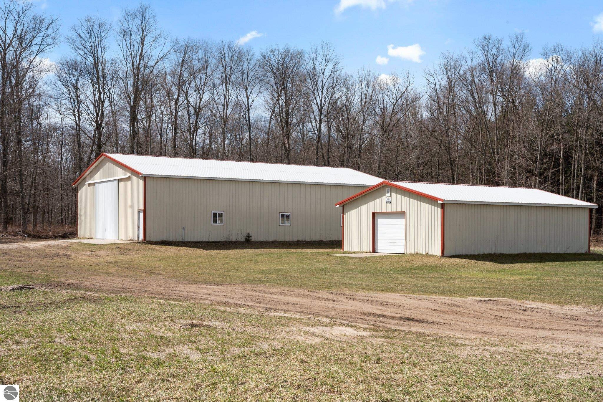 2189 Boardman Road