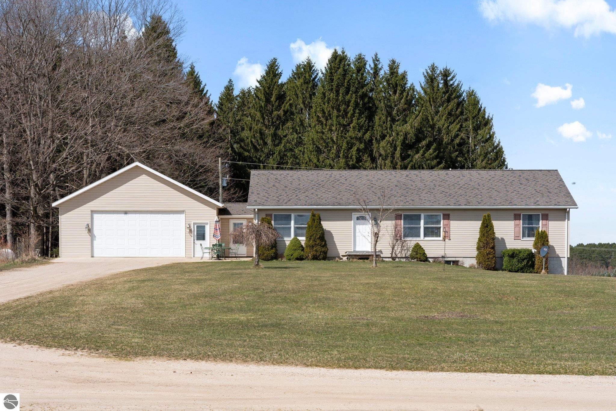 2189 Boardman Road