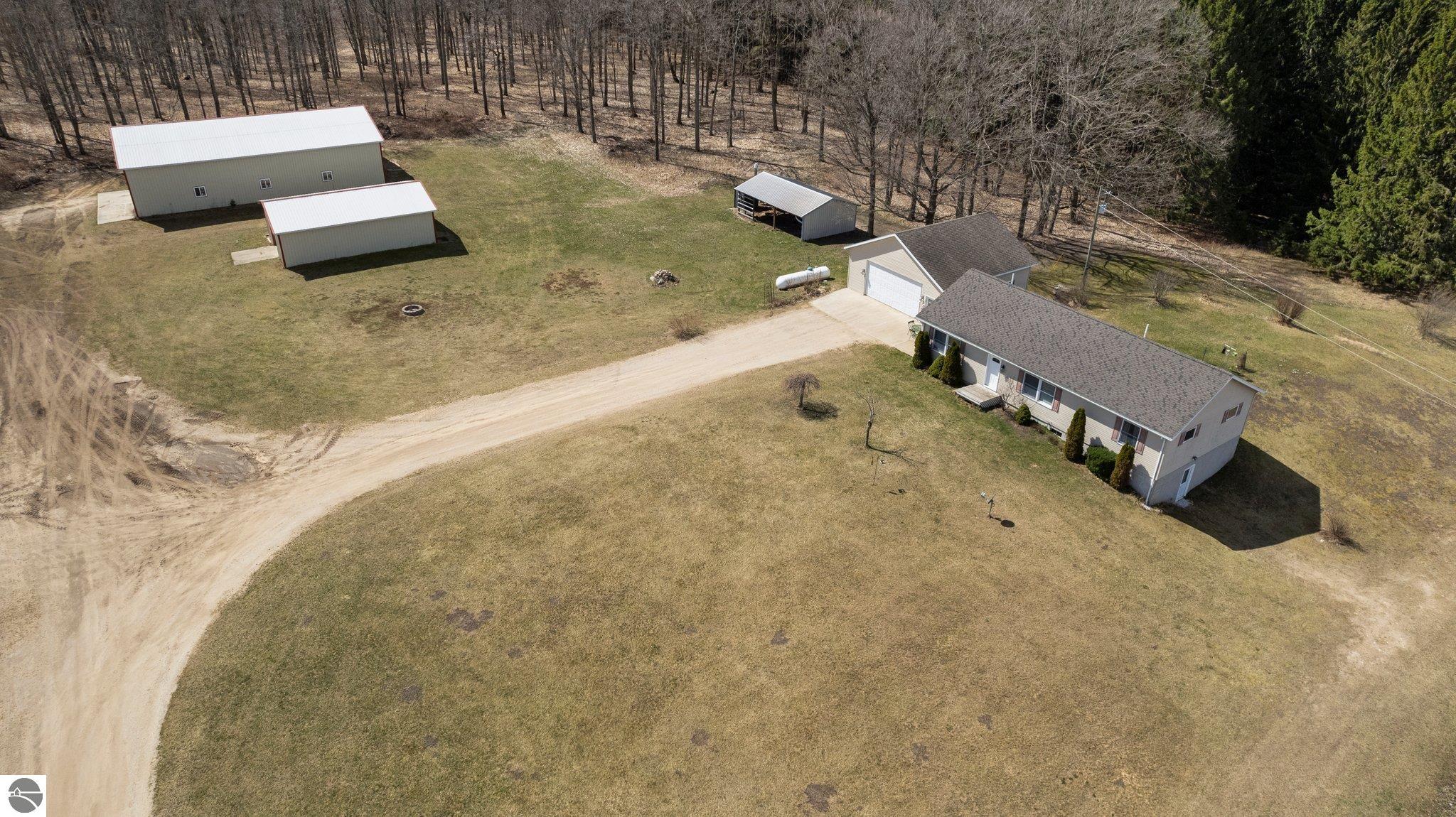 2189 Boardman Road
