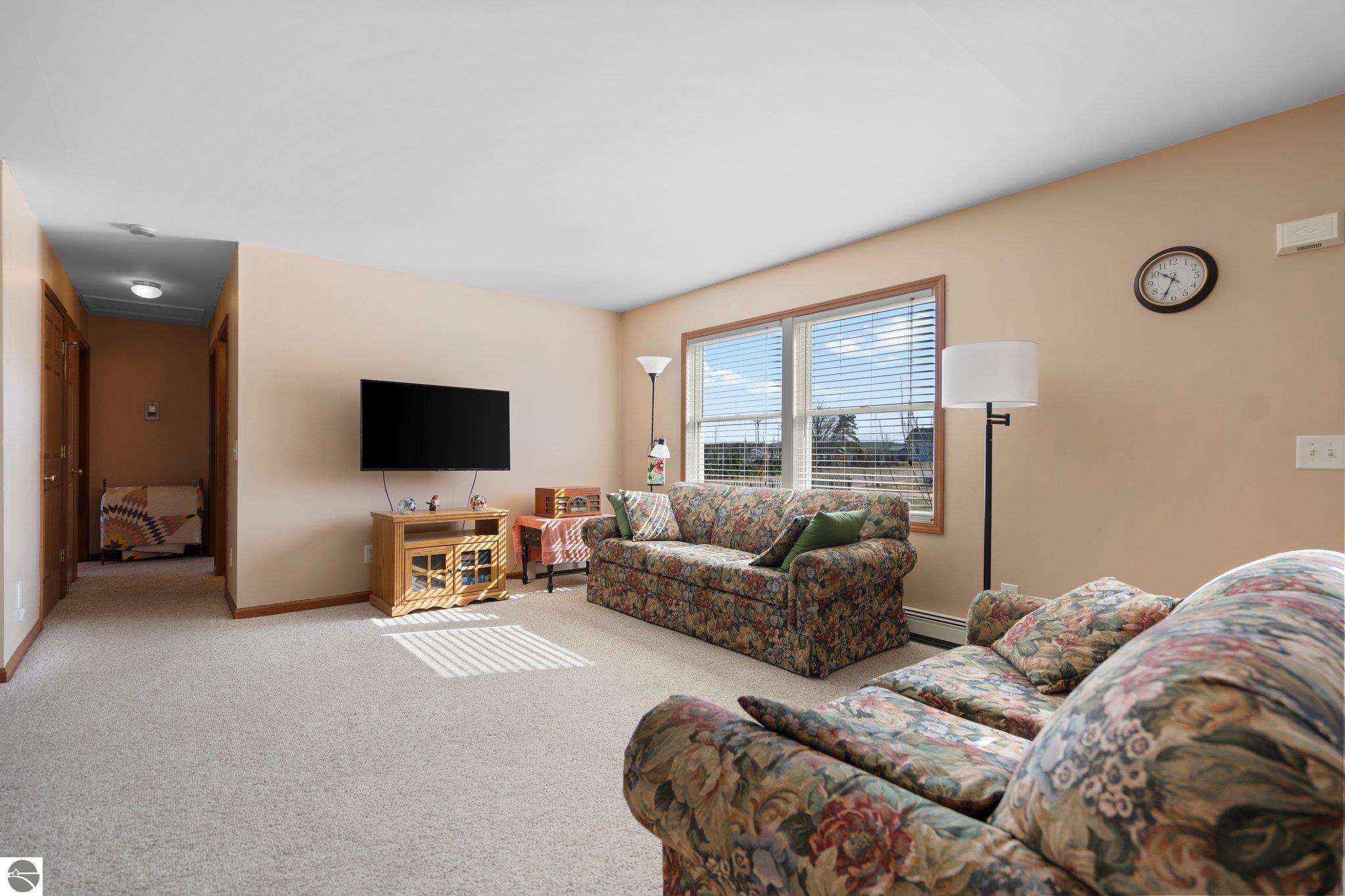 2189 Boardman Road