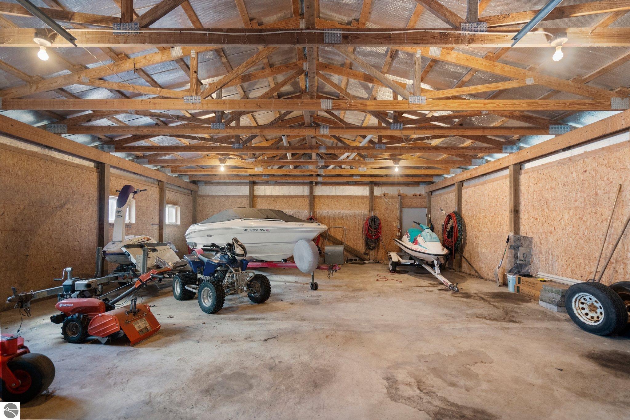 2189 Boardman Road
