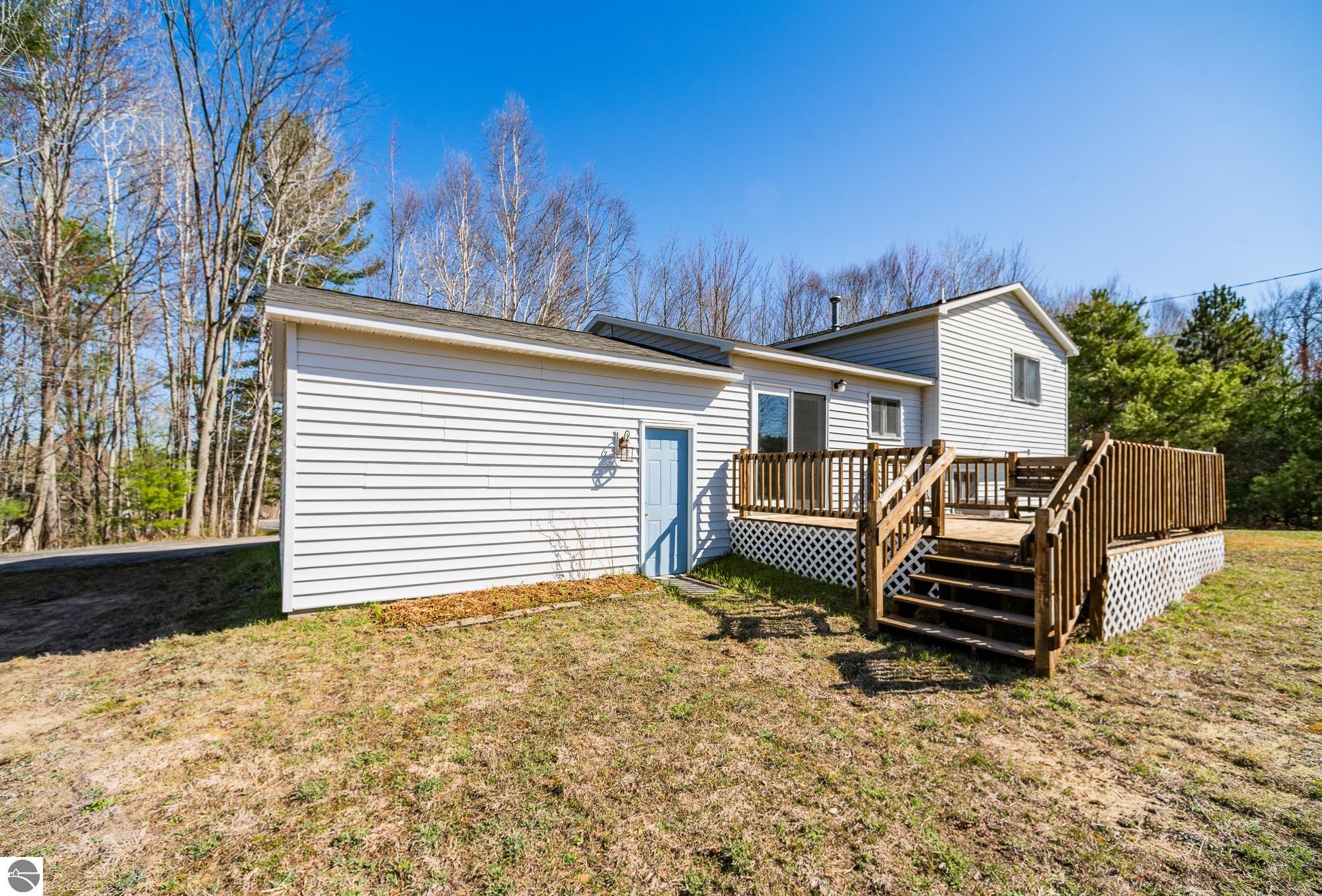 4906 Voice Road