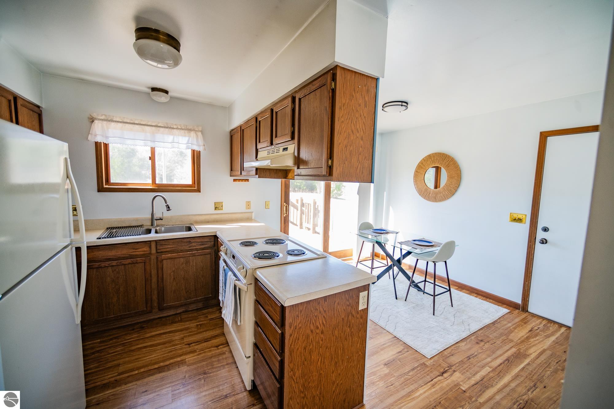 4906 Voice Road