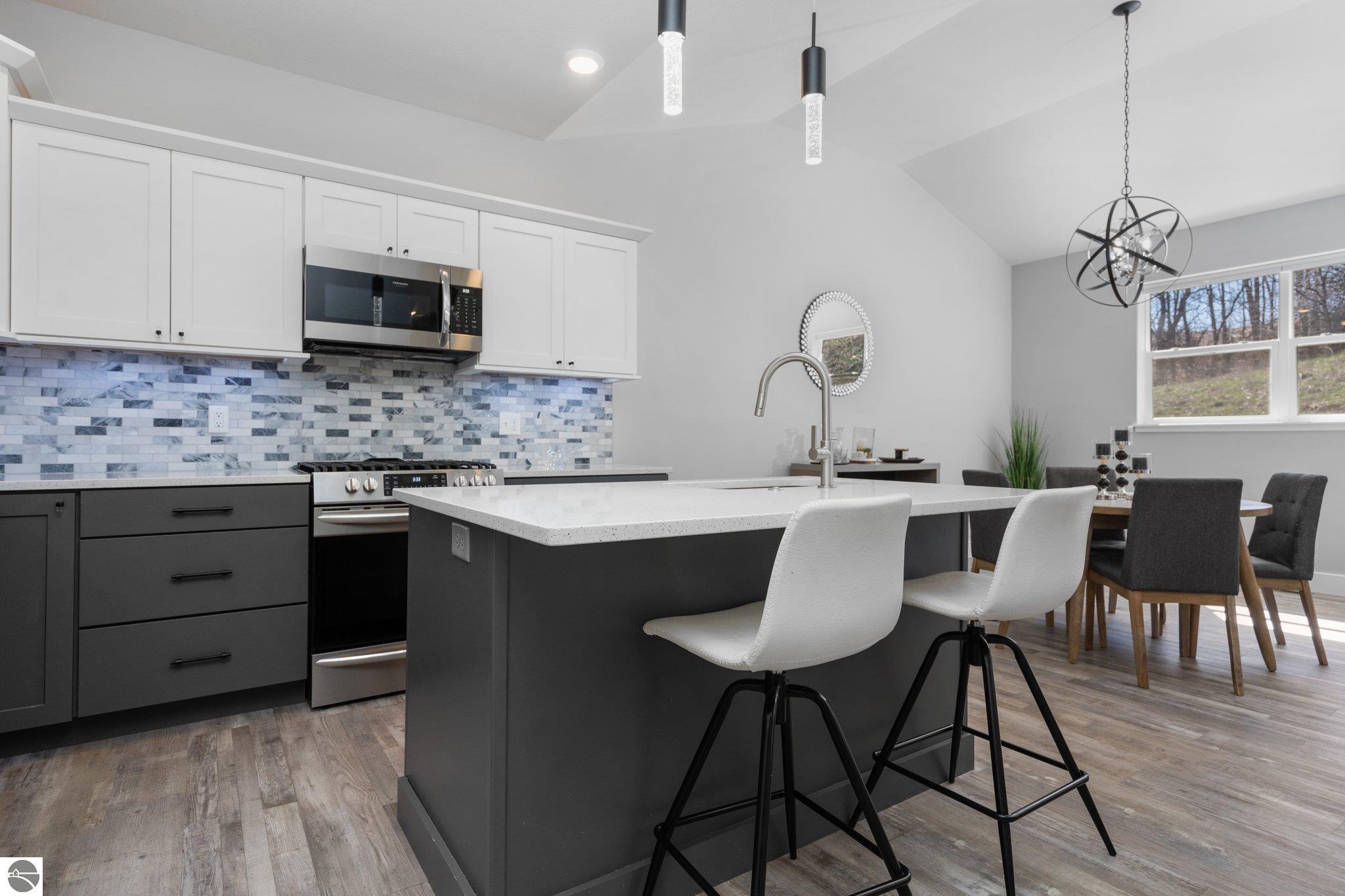 4877 Kodiak Drive
