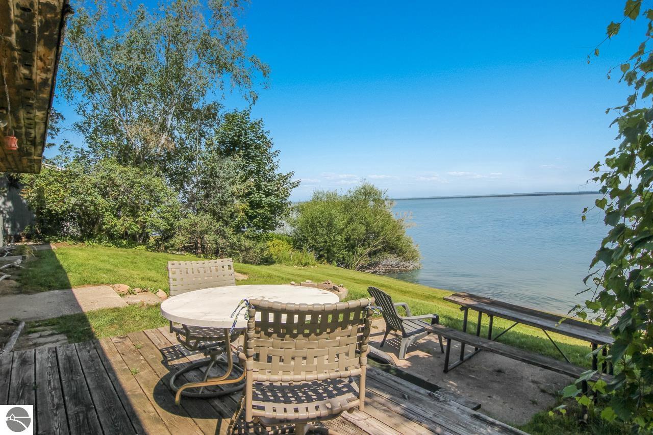5615 SW Bay Shore Drive