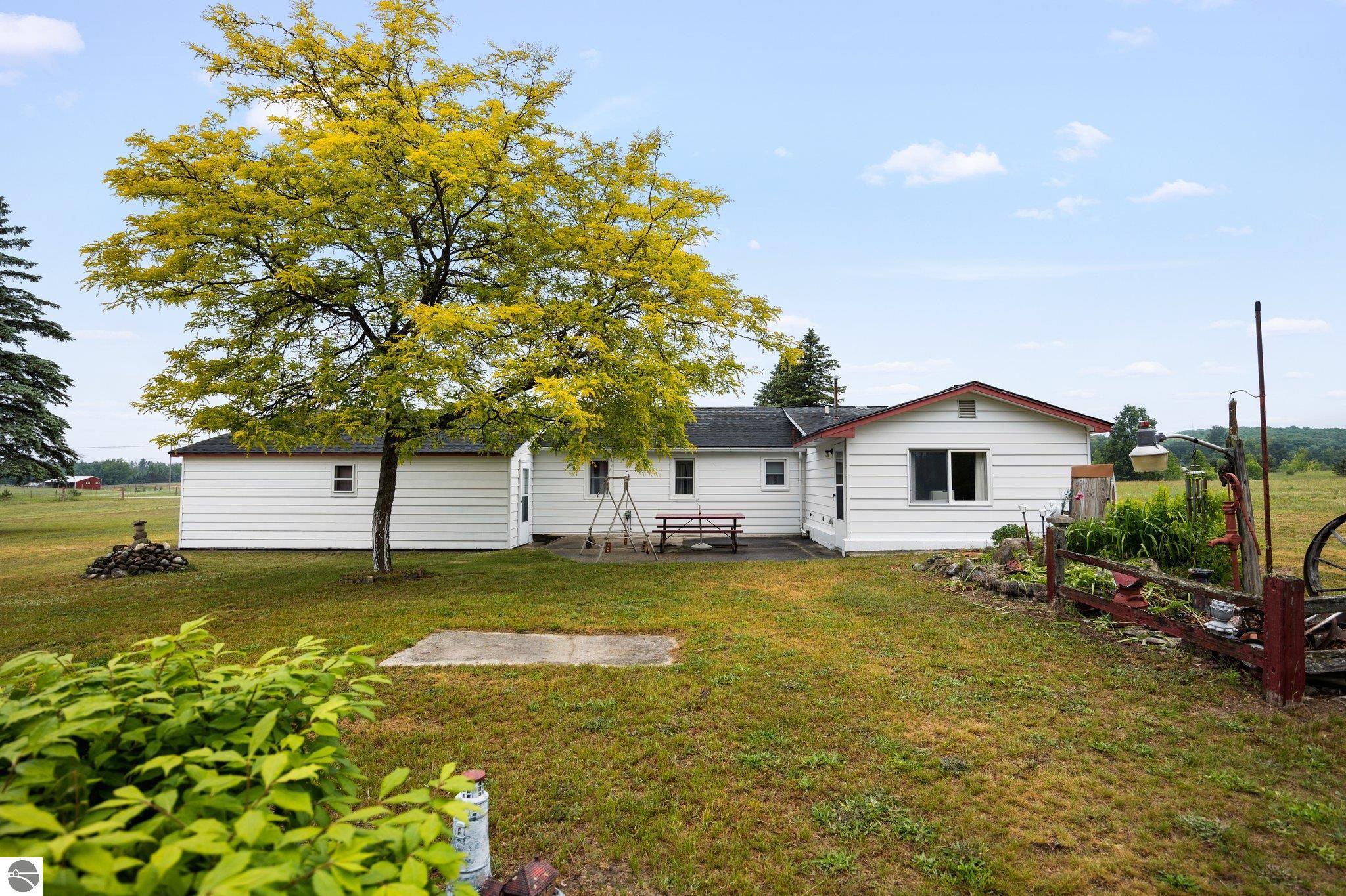 1189 SW Boardman Road