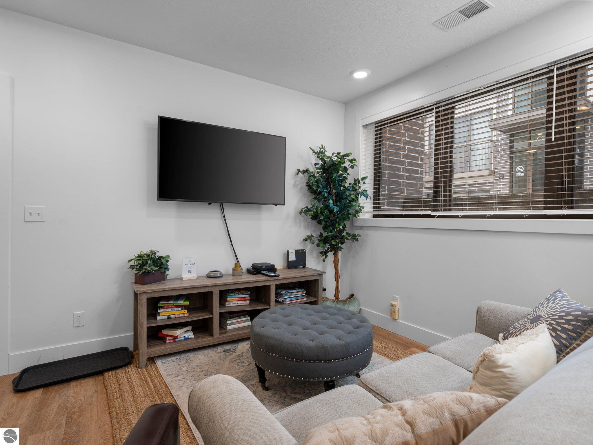 135 E Eighth Street # 3