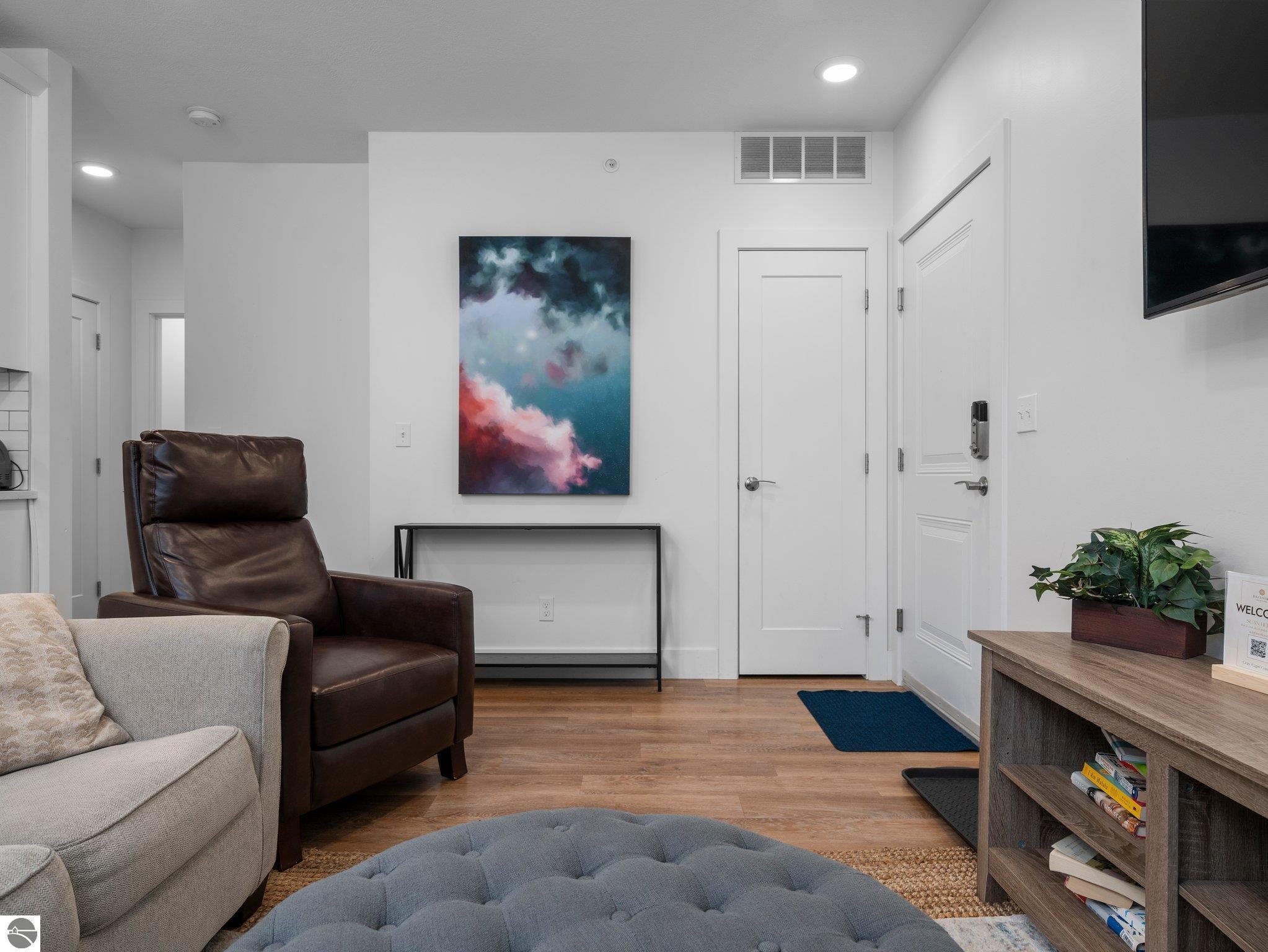 135 E Eighth Street # 3