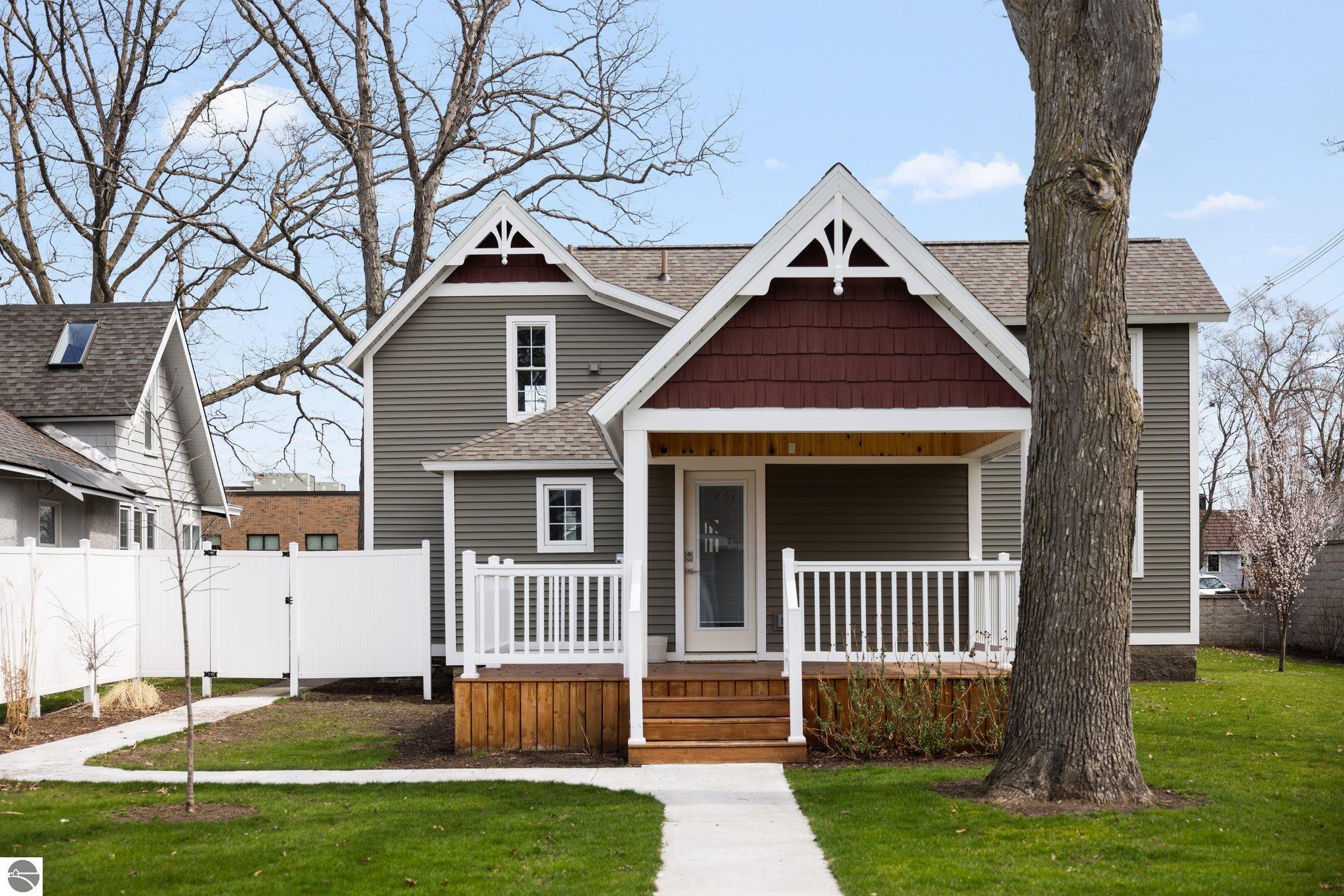 1028 Union Street