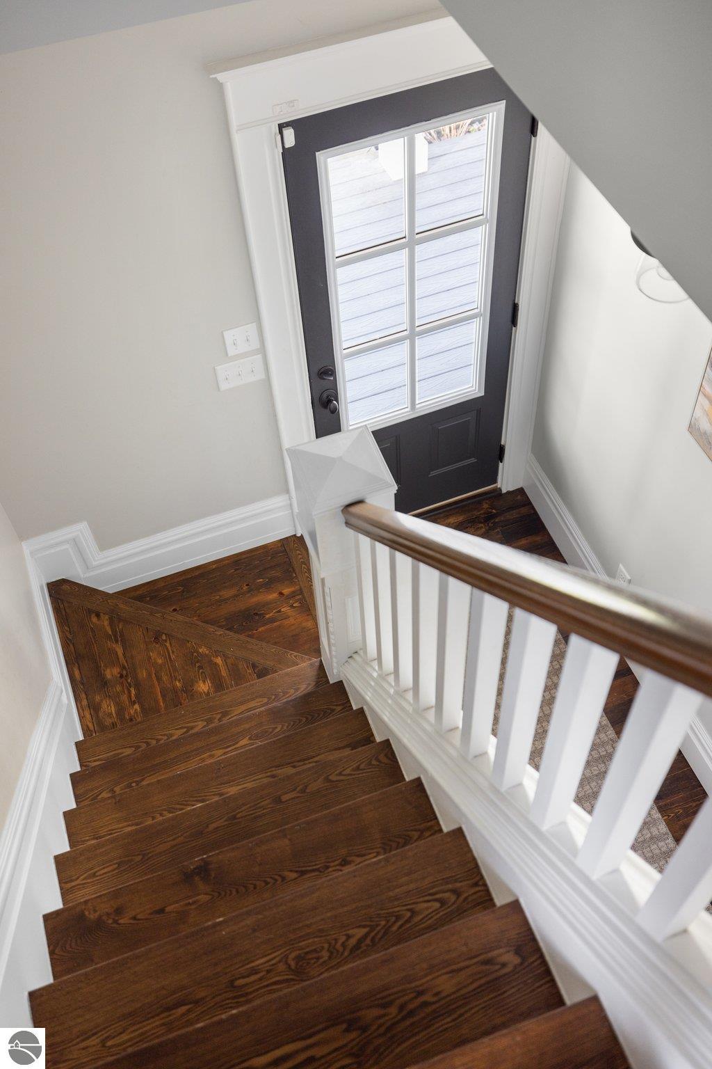 321 W Eleventh Street