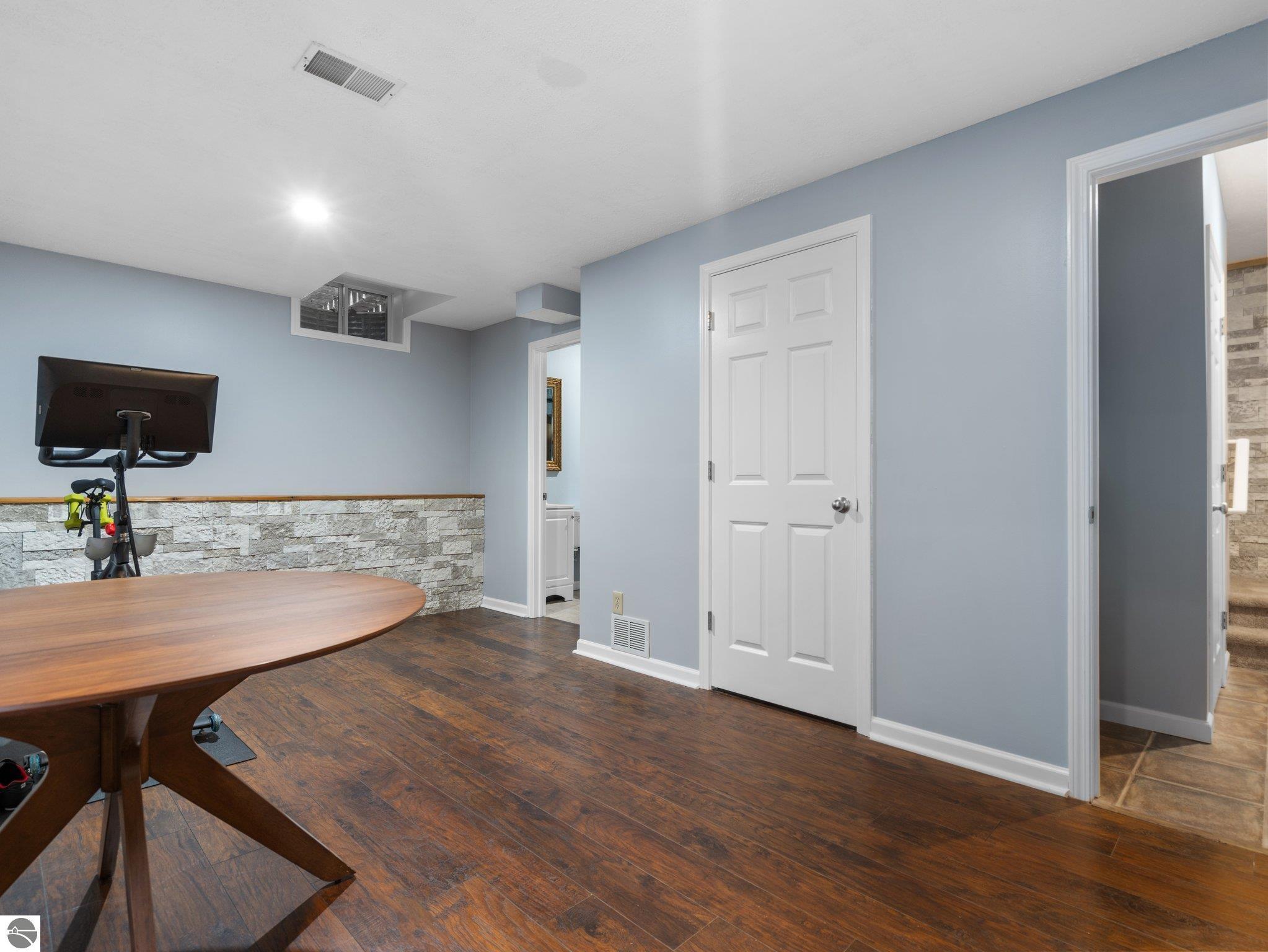 134 Fairway Hills Drive