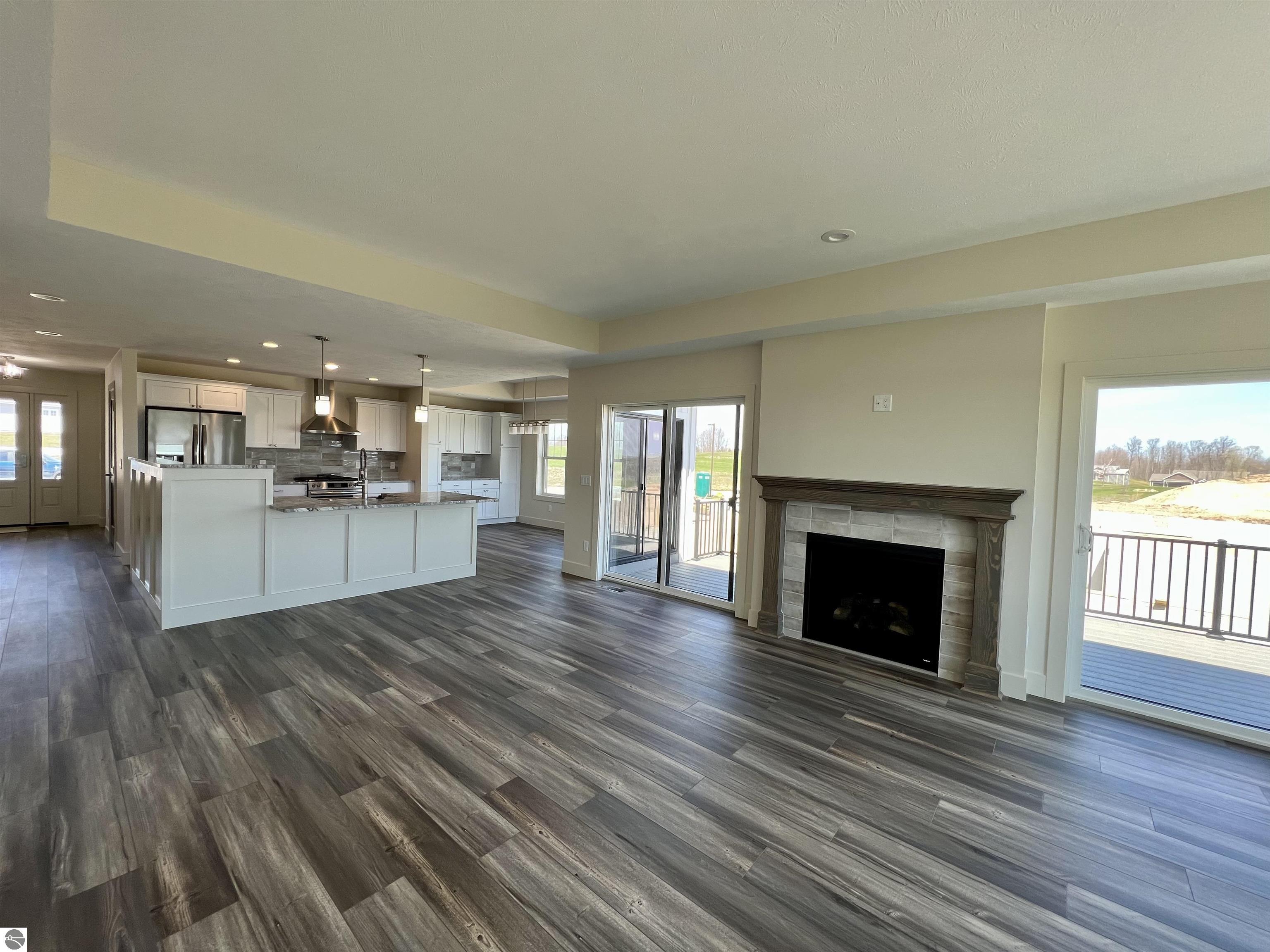 2788 W Crown Drive