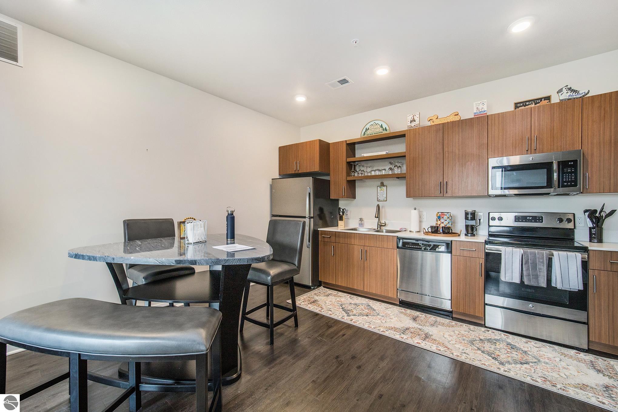 630 S Garfield Avenue # 302