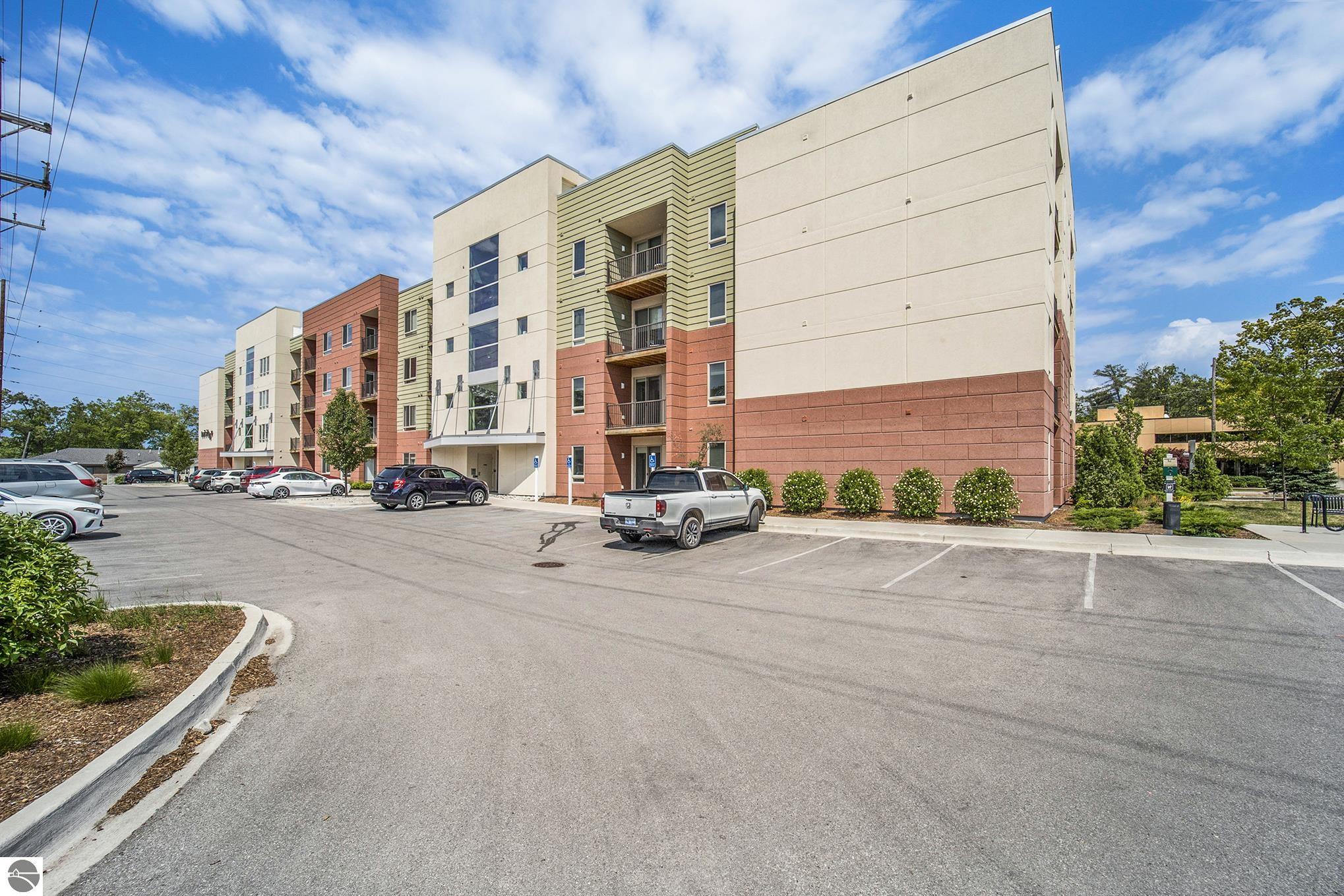 630 S Garfield Avenue # 302