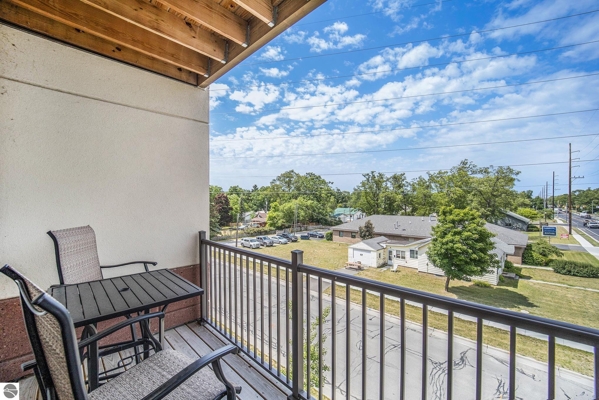 630 S Garfield Avenue # 302