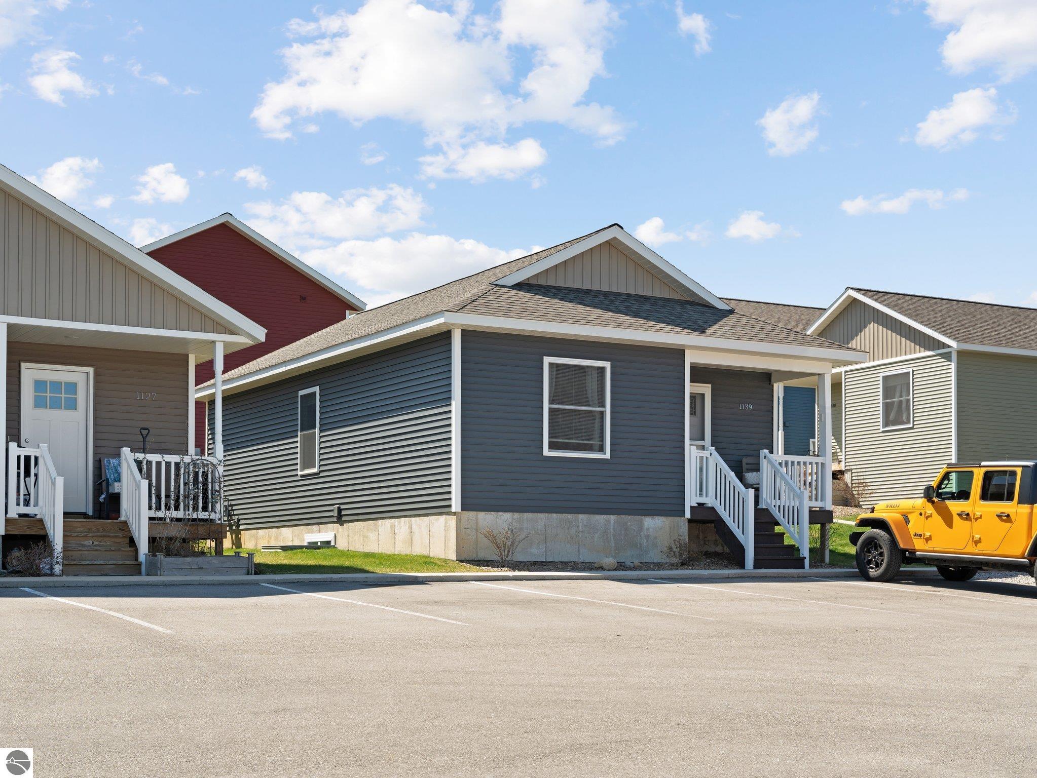 1139 Olive Place