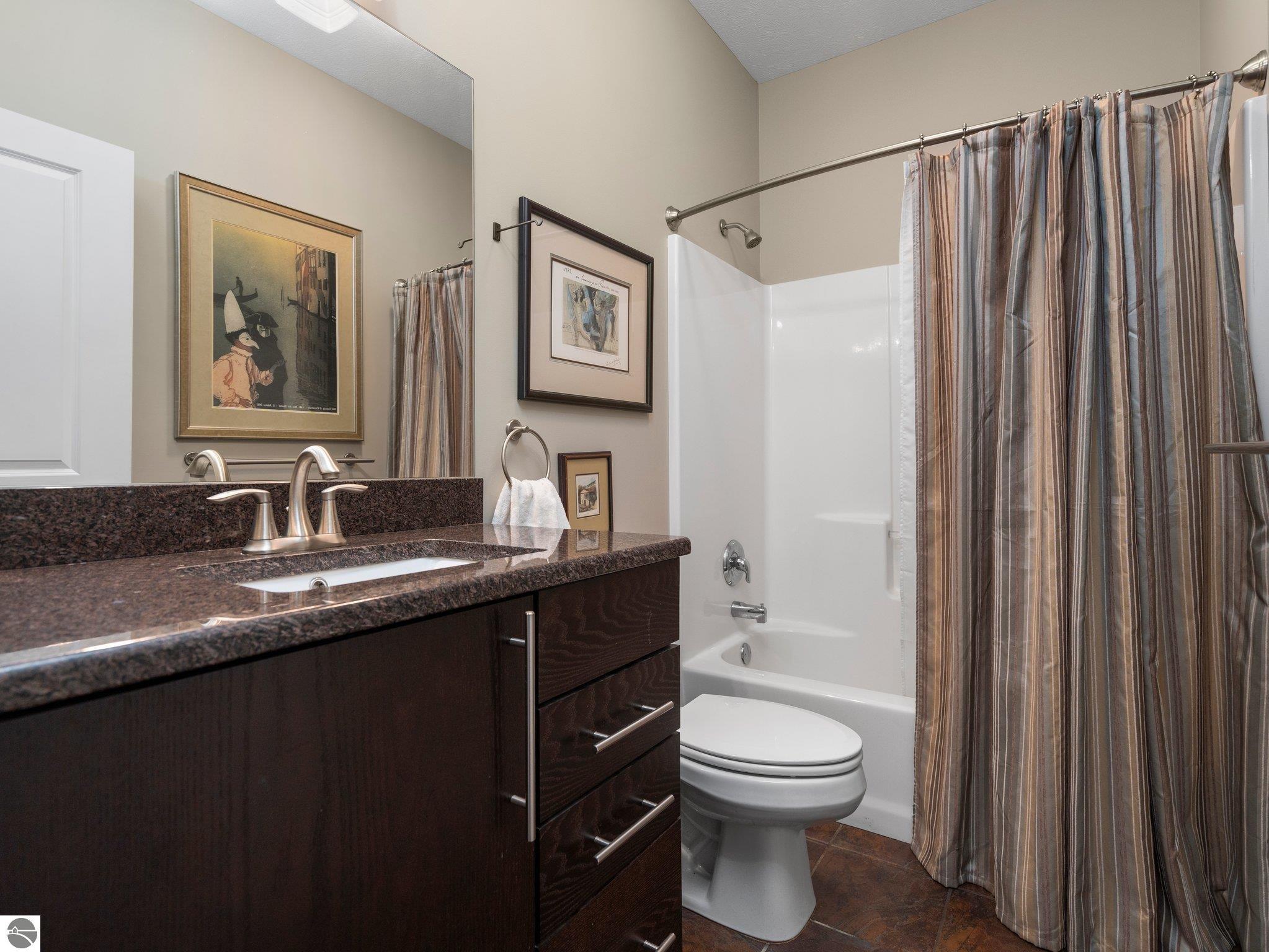 151 Railroad Avenue Unit: D/15