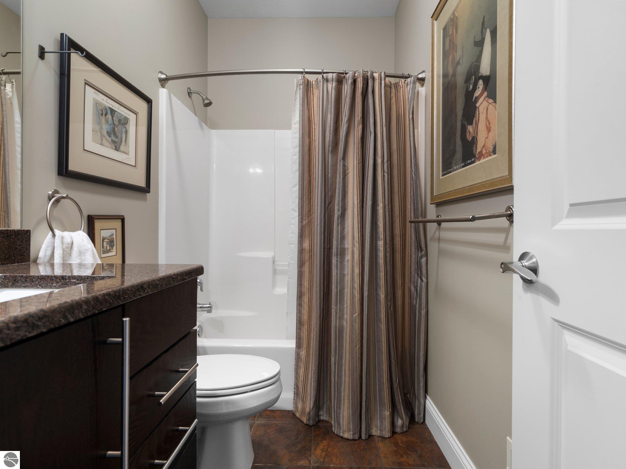 151 Railroad Avenue Unit: D/15