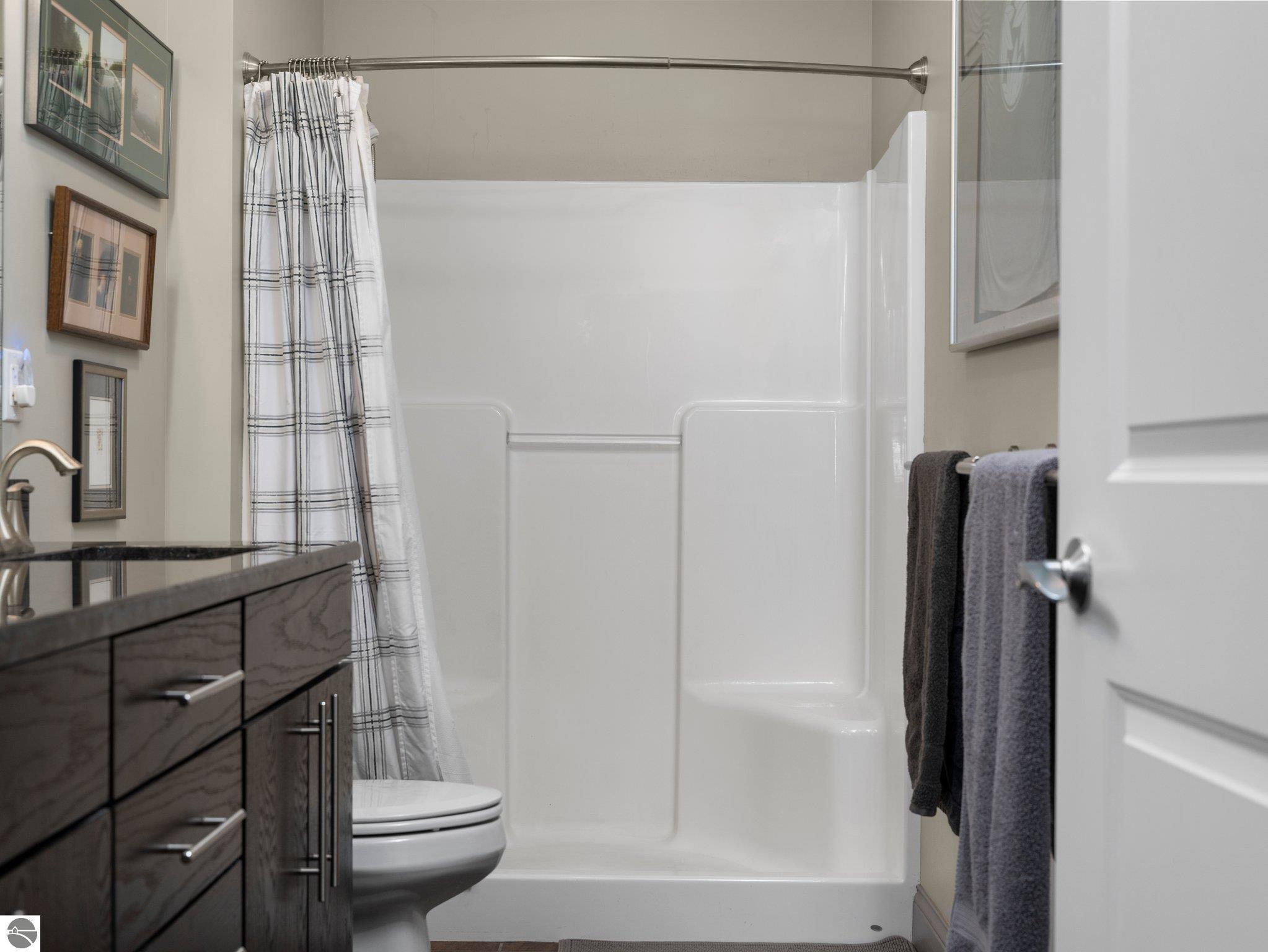 151 Railroad Avenue Unit: D/15