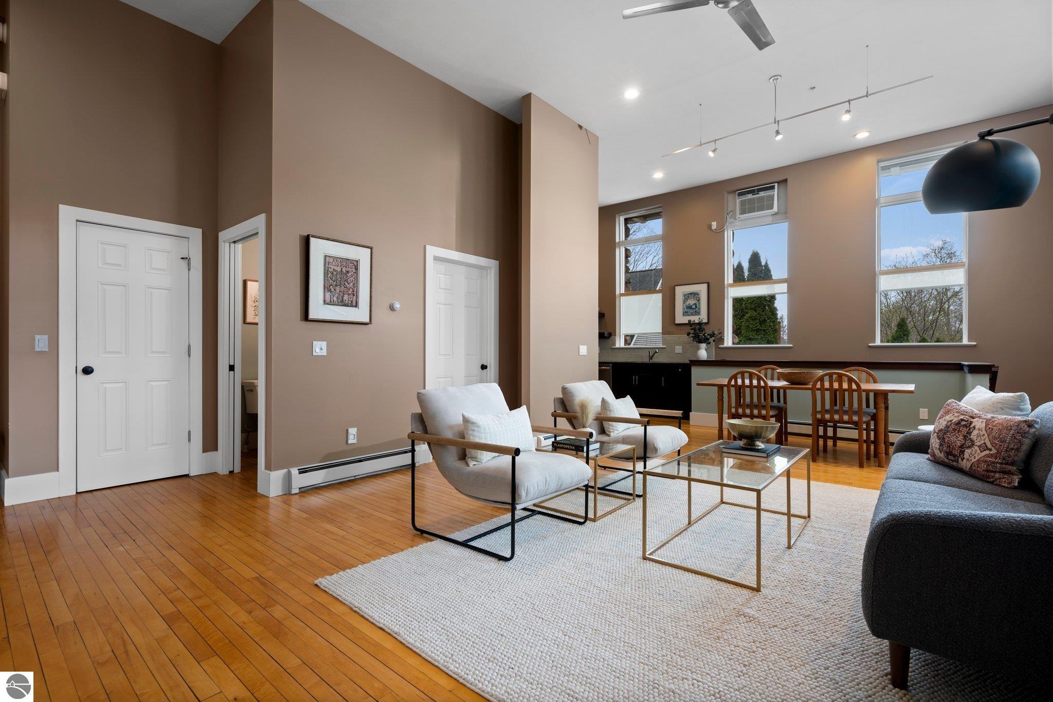 513 N Saint Marys Street # 2