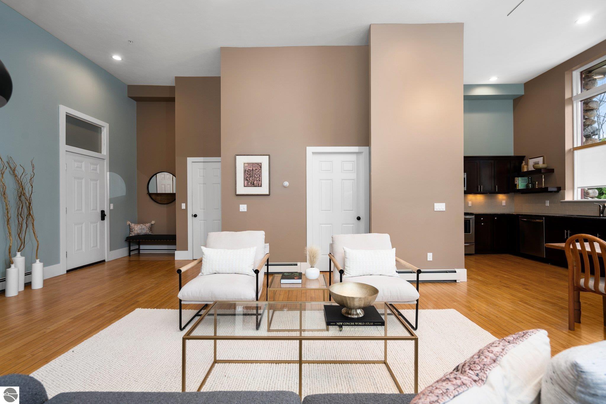 513 N Saint Marys Street # 2