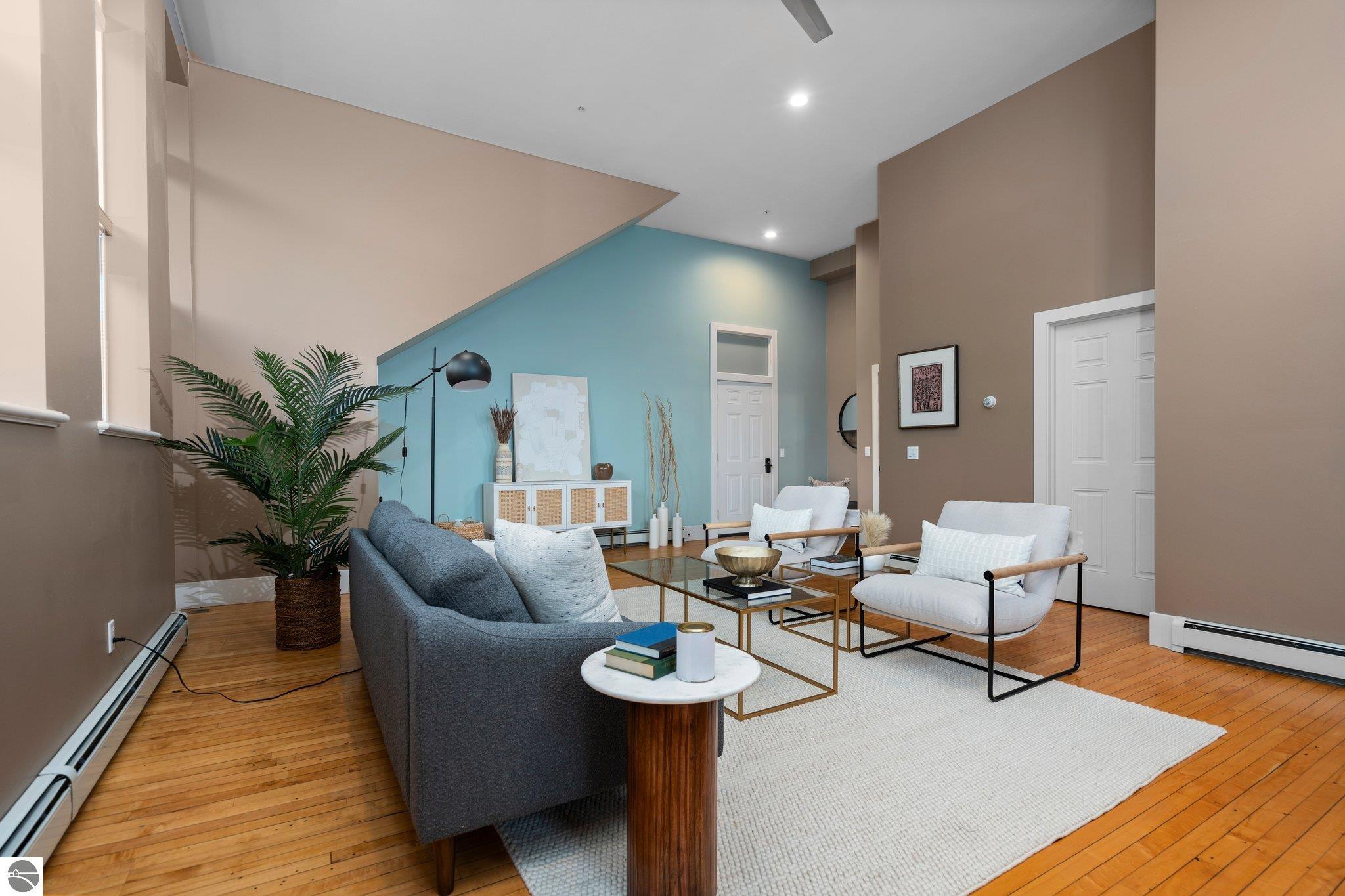 513 N Saint Marys Street # 2