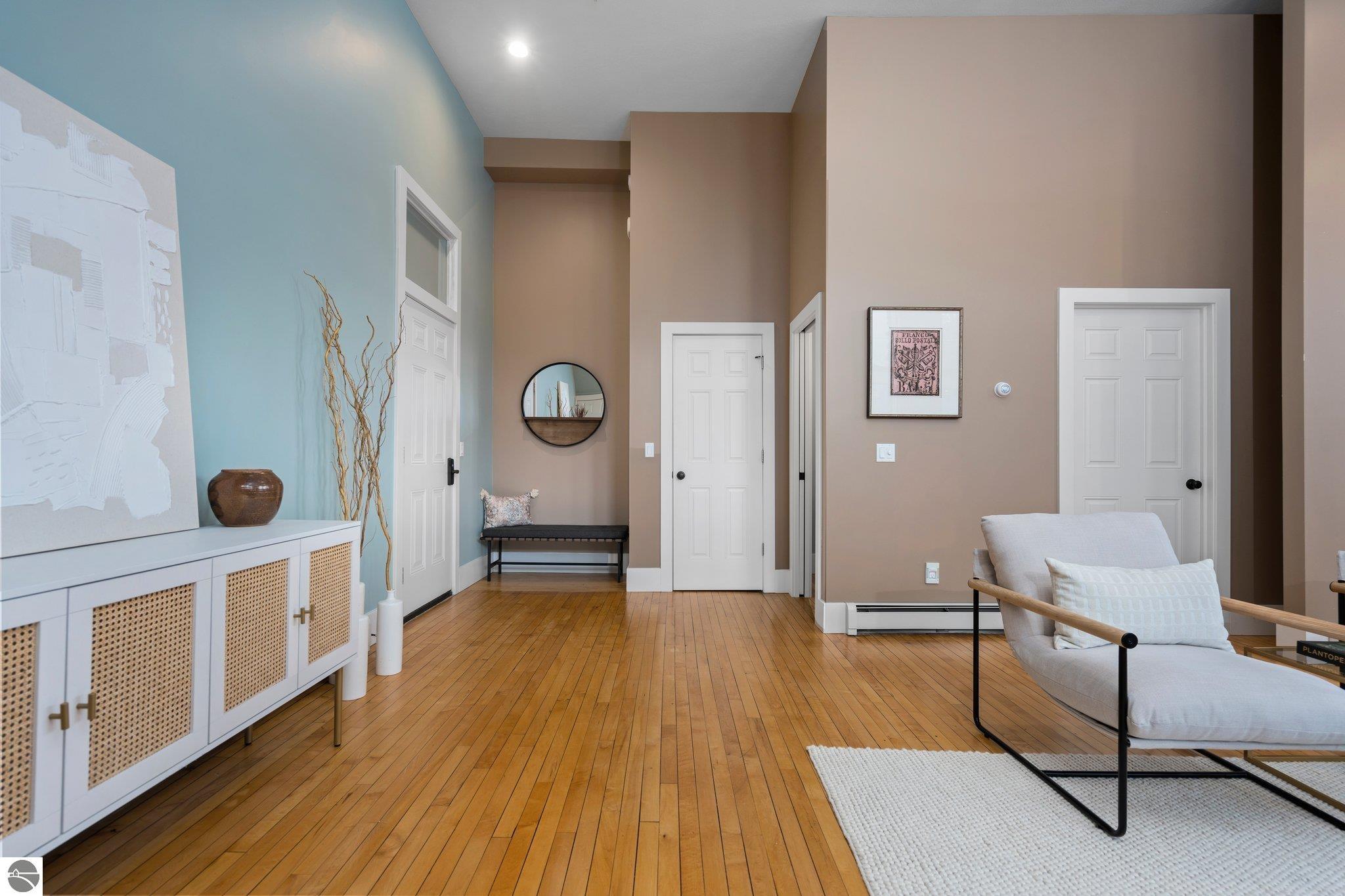 513 N Saint Marys Street # 2