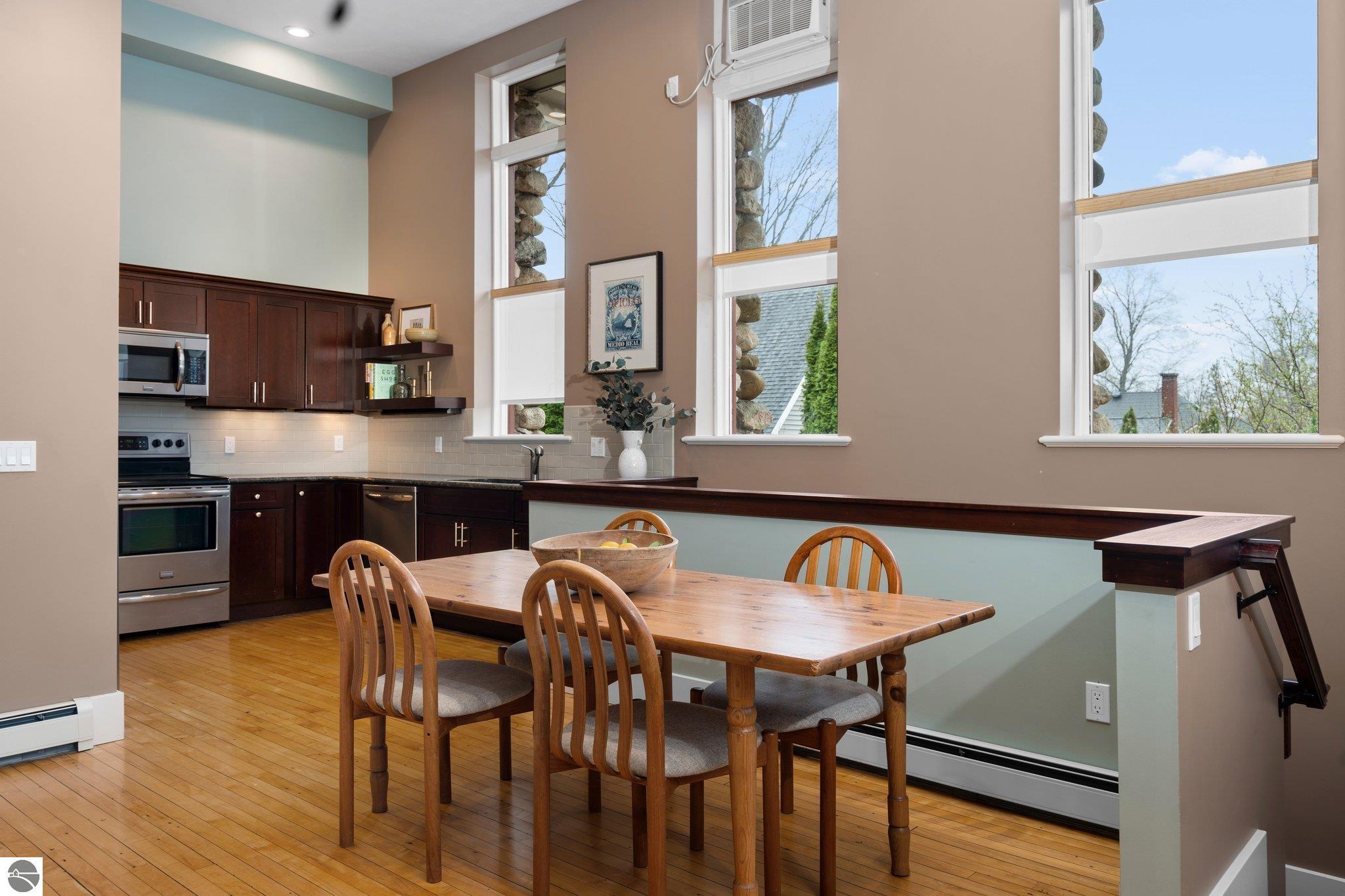 513 N Saint Marys Street # 2