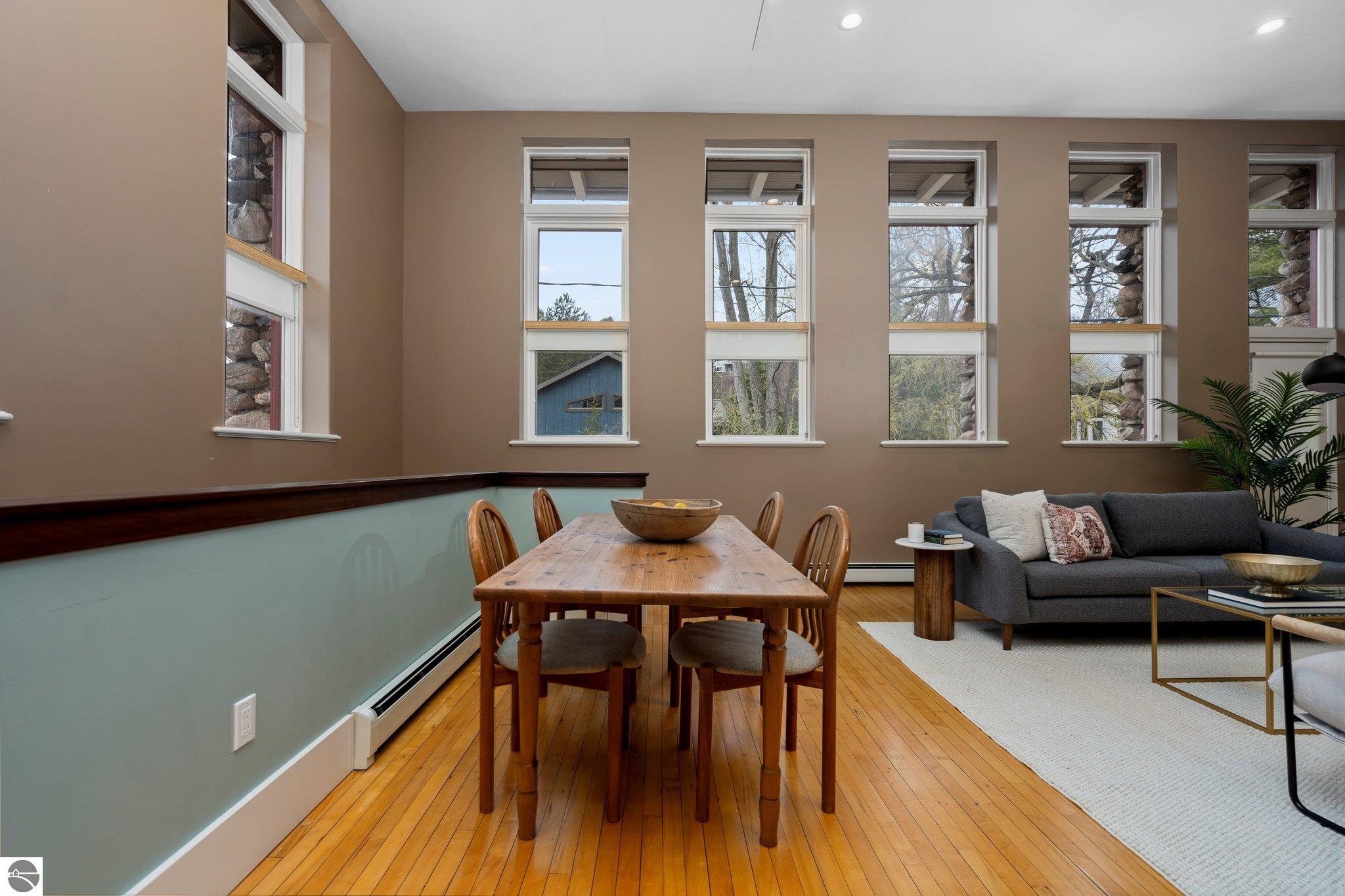 513 N Saint Marys Street # 2