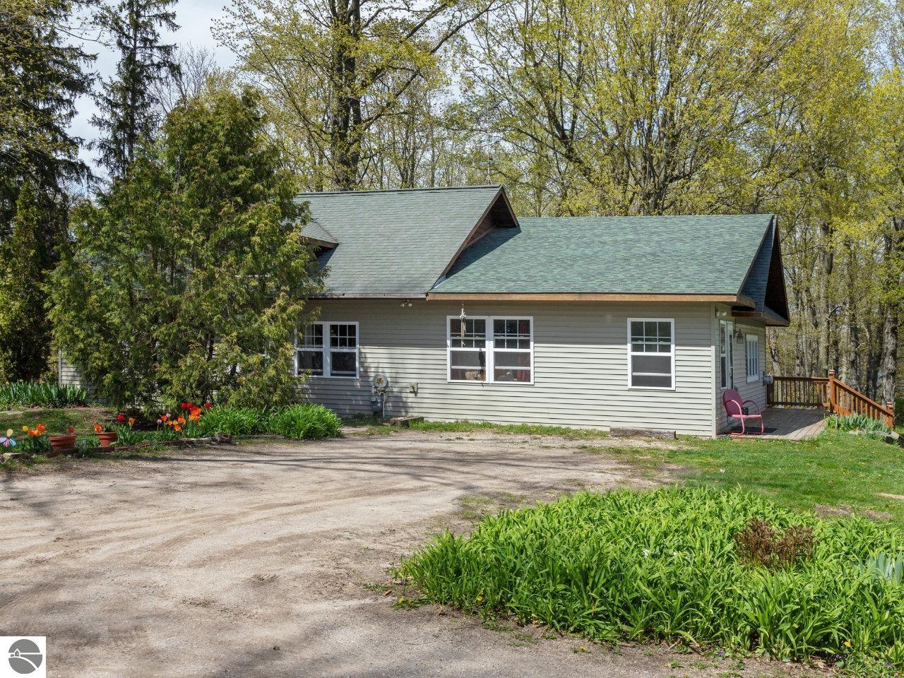 6092 Frankfort Highway