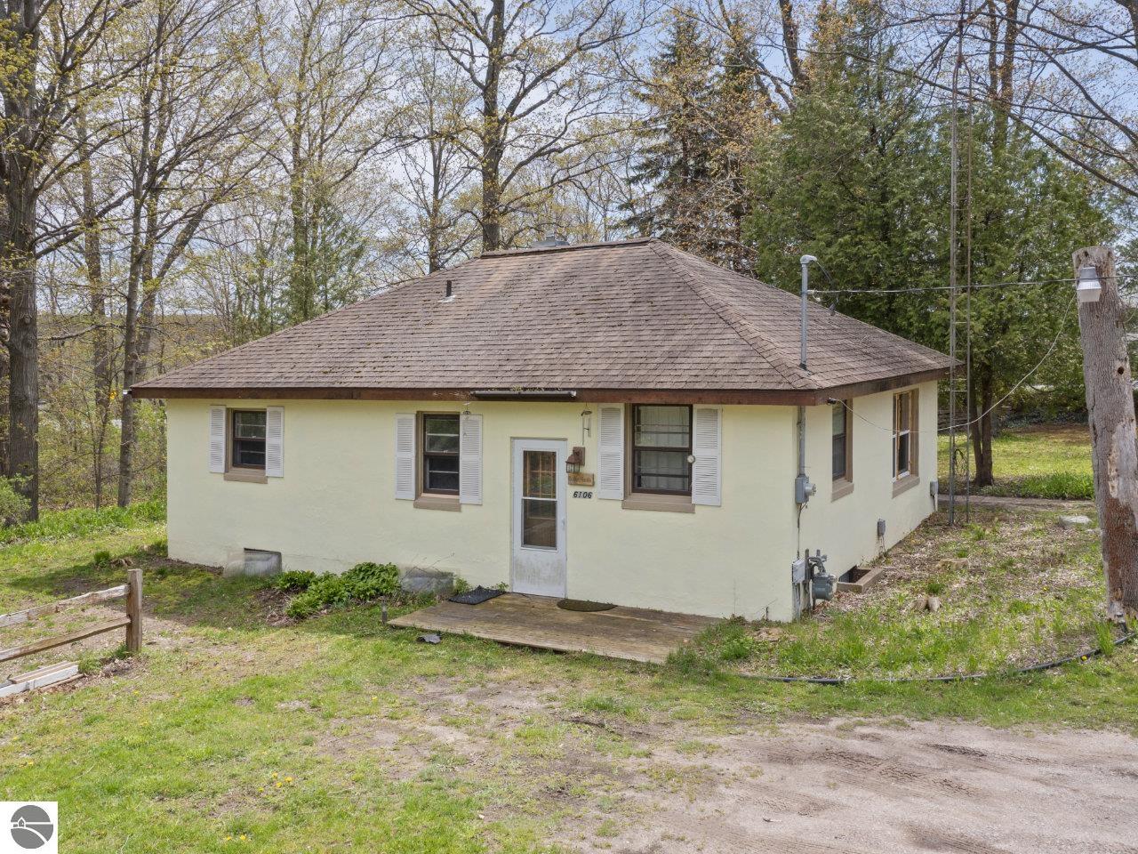 6092 Frankfort Highway