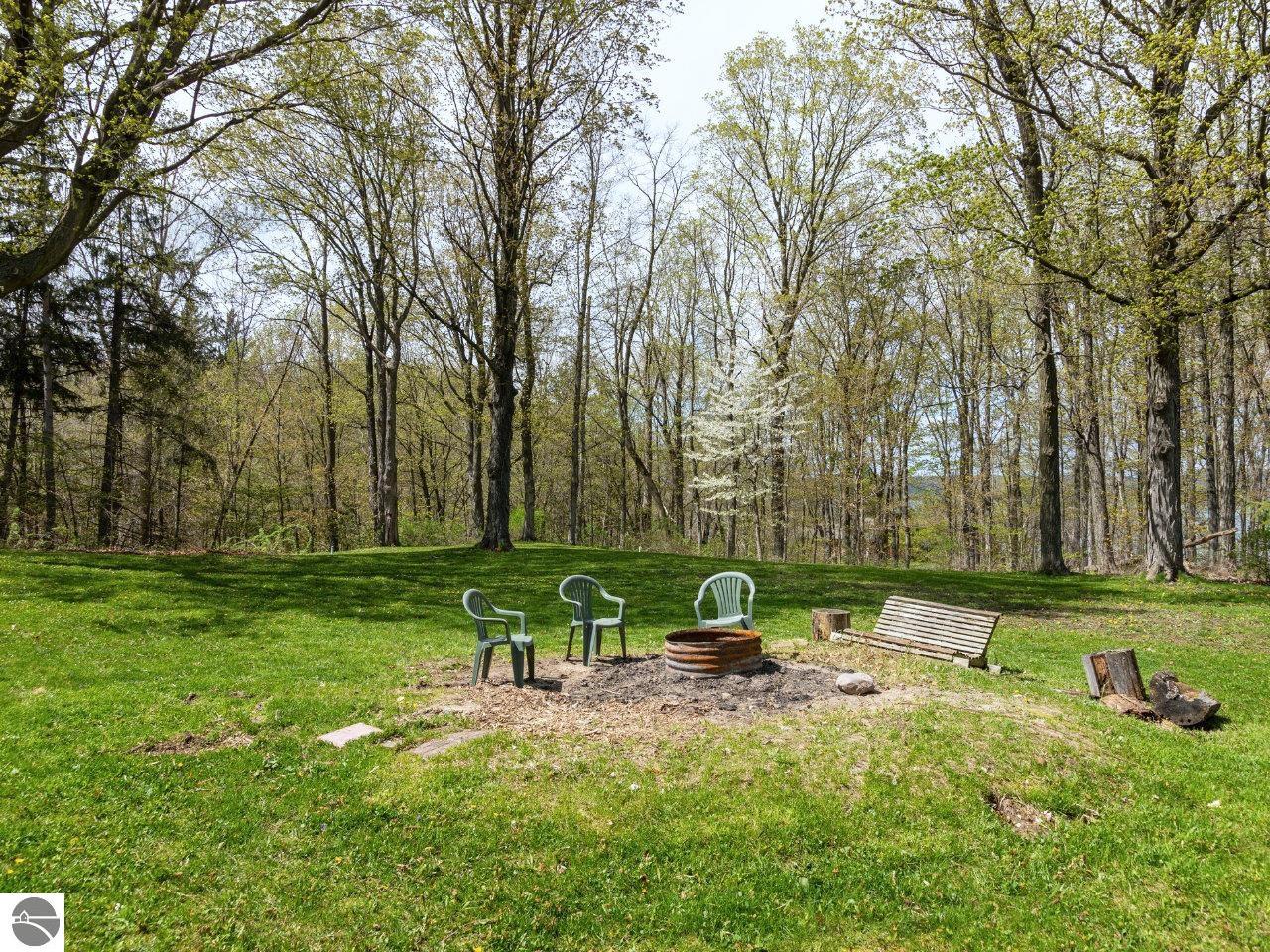 6092 Frankfort Highway
