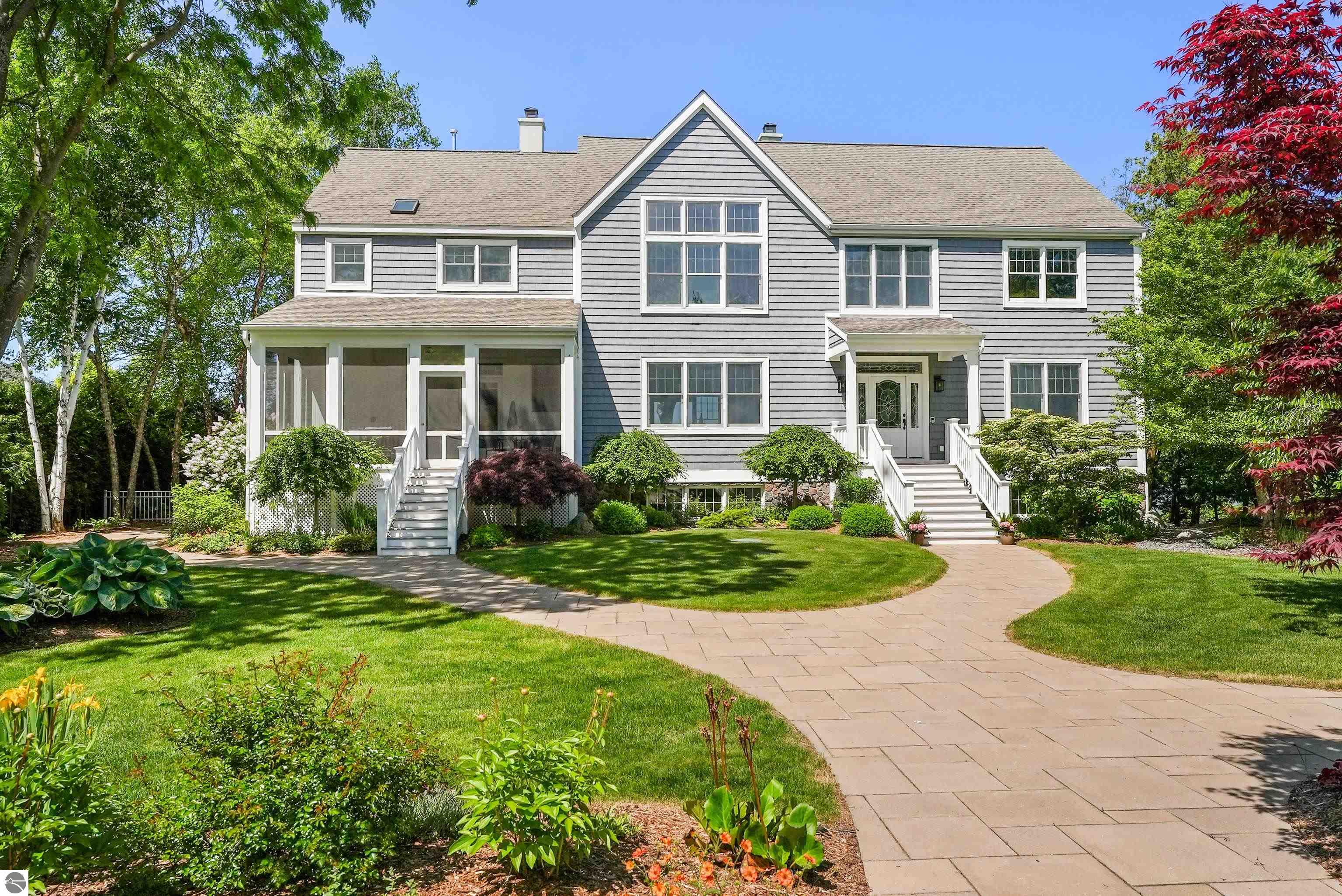 8030 S Lakeview