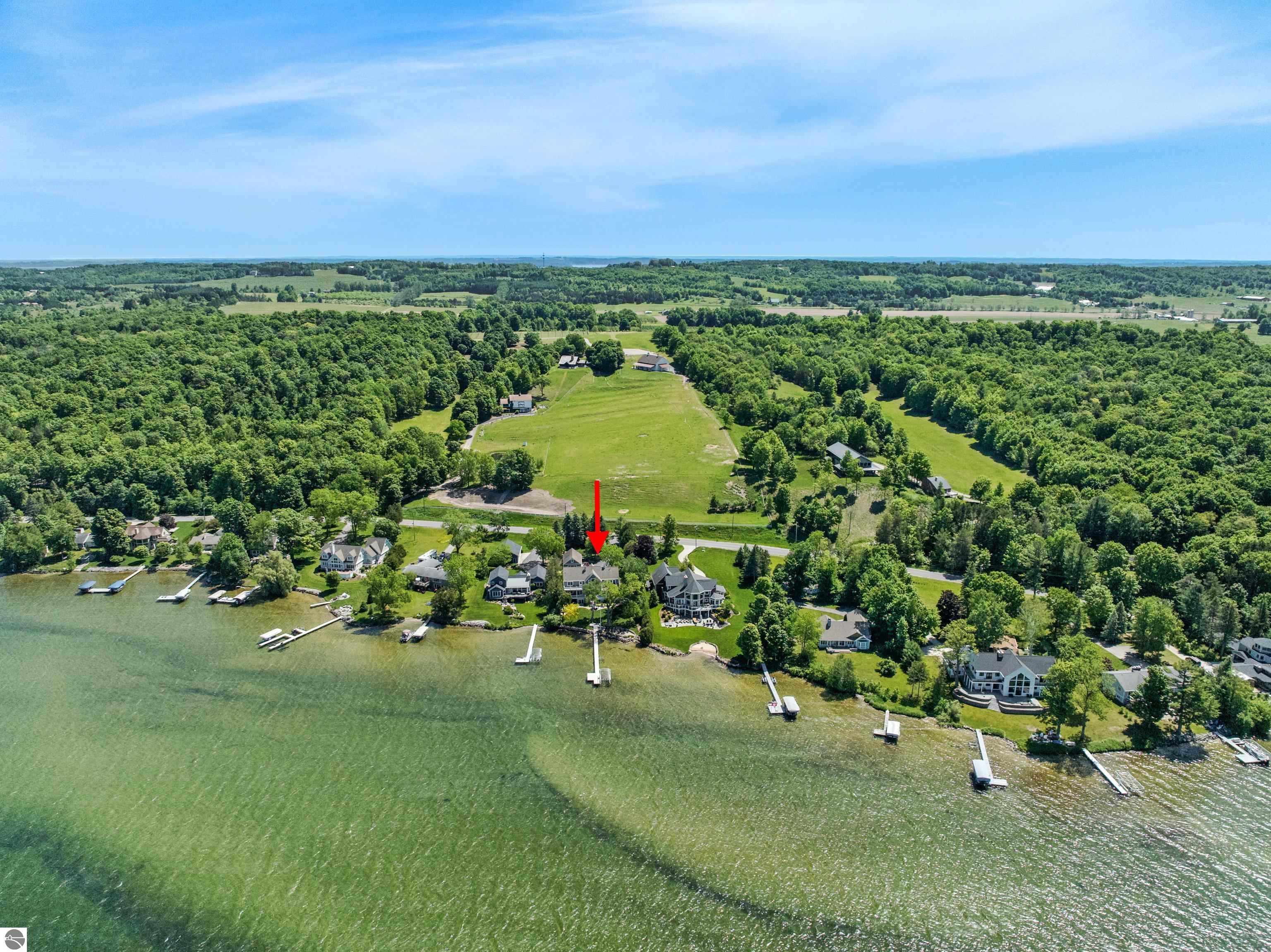 8030 S Lakeview