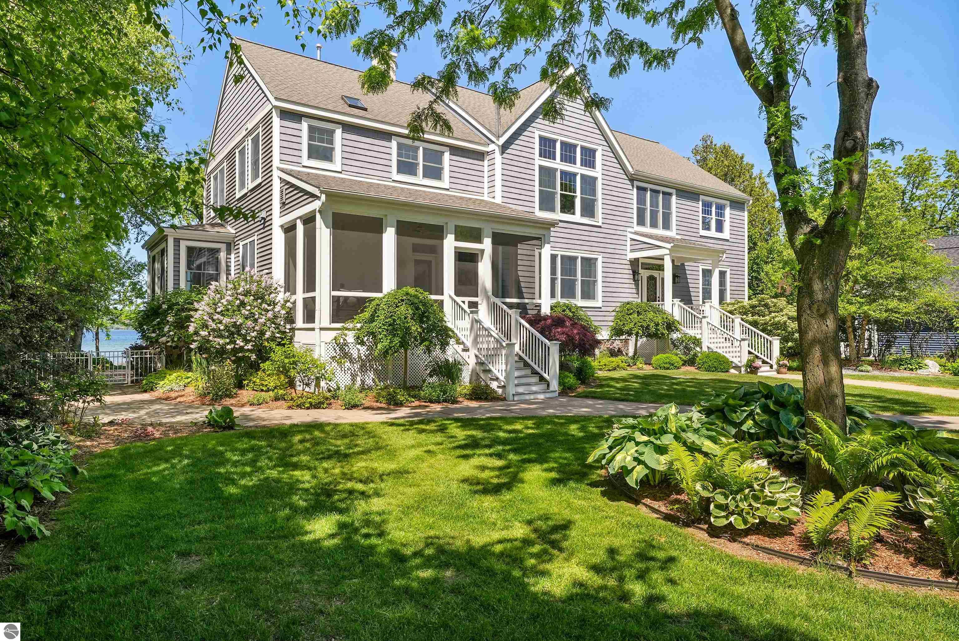 8030 S Lakeview