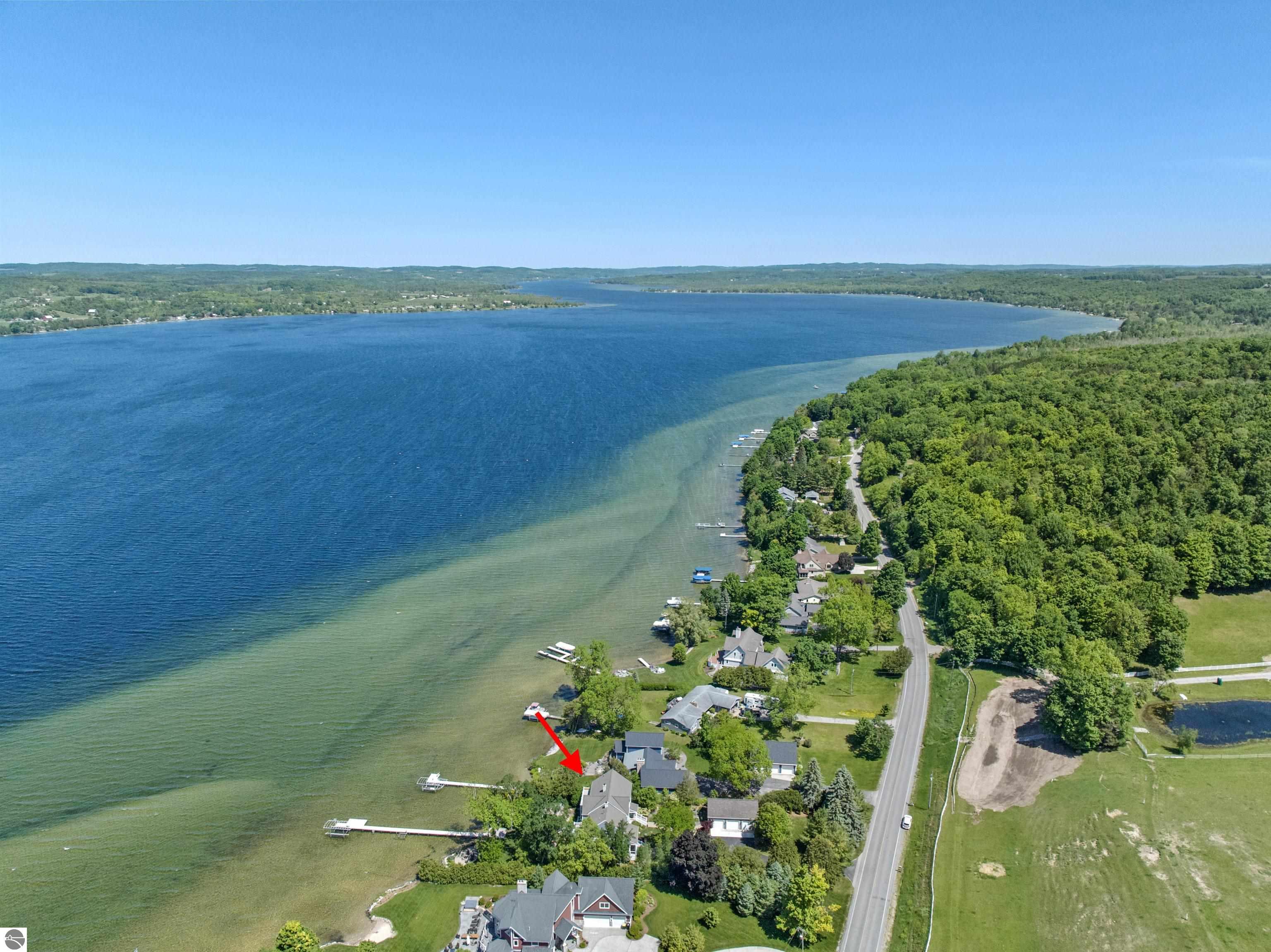 8030 S Lakeview