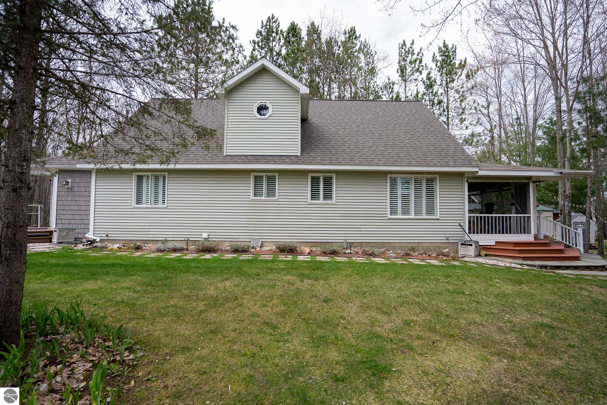 5738 Rita Drive