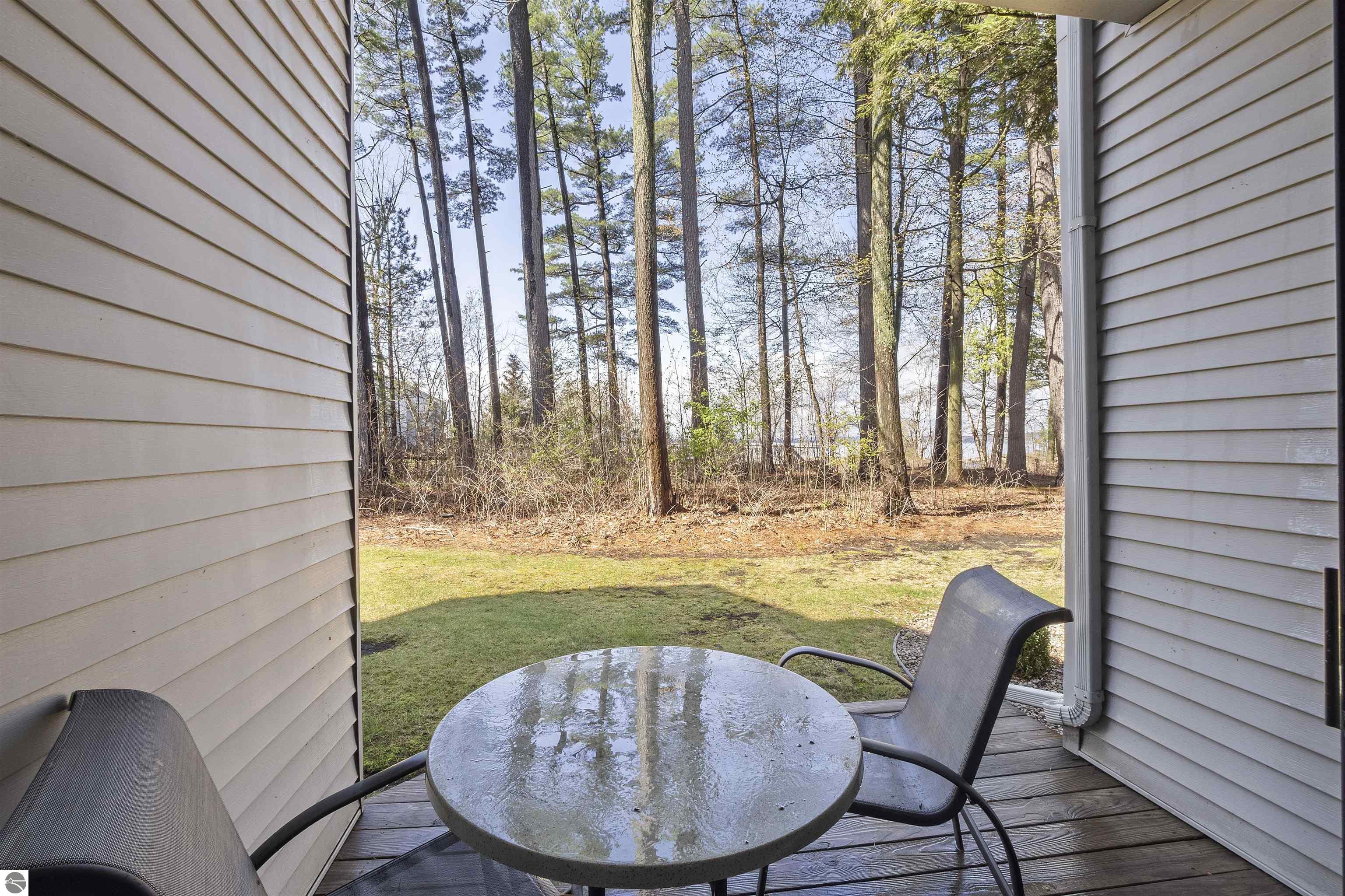 5680 Creeks Crossing # 111