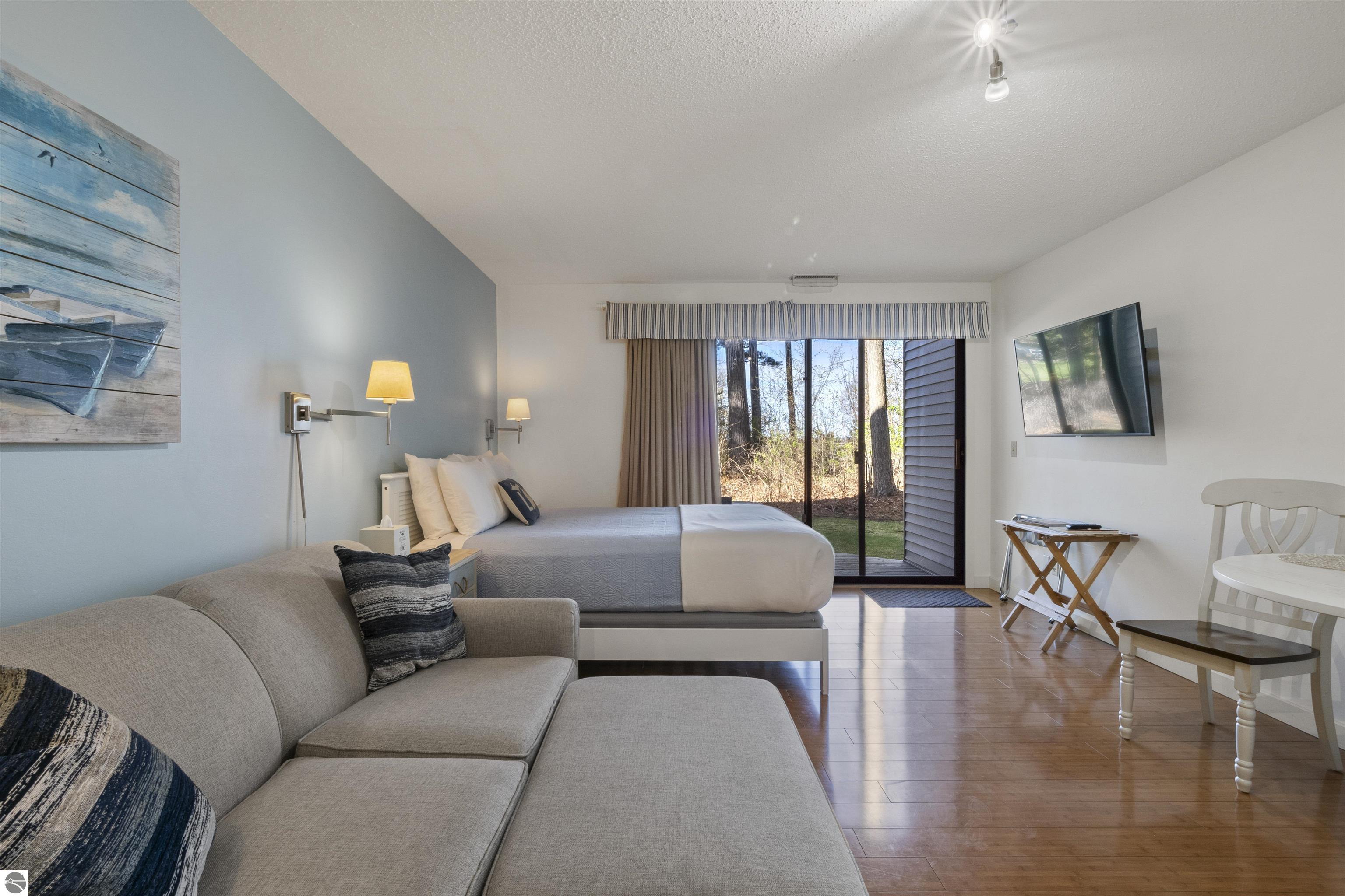 5679 Creeks Crossing # 110