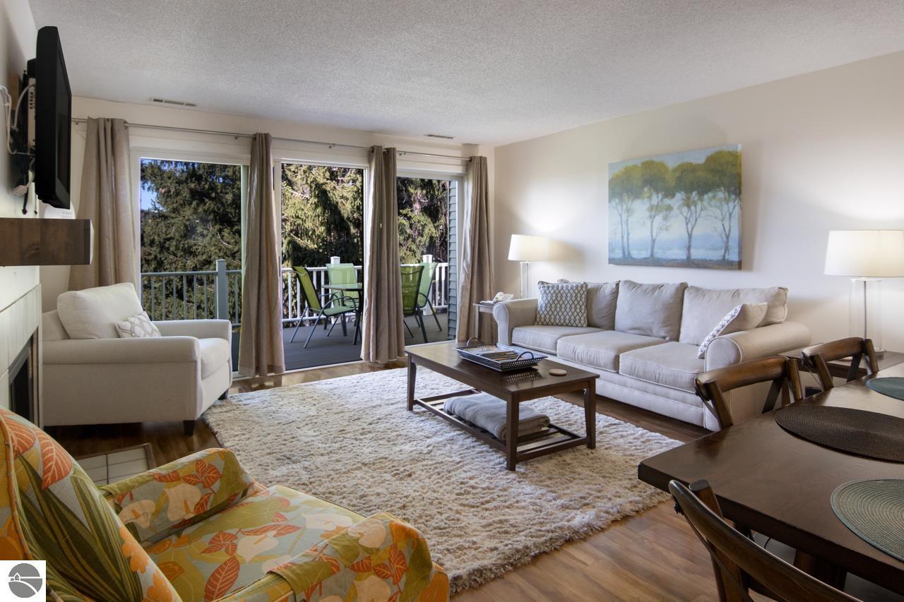 5178 Valleyway Drive