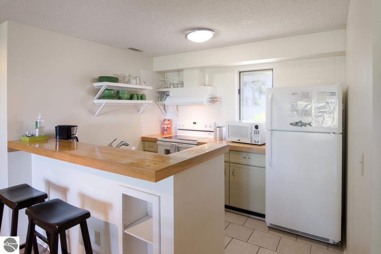 5178 Valleyway Drive