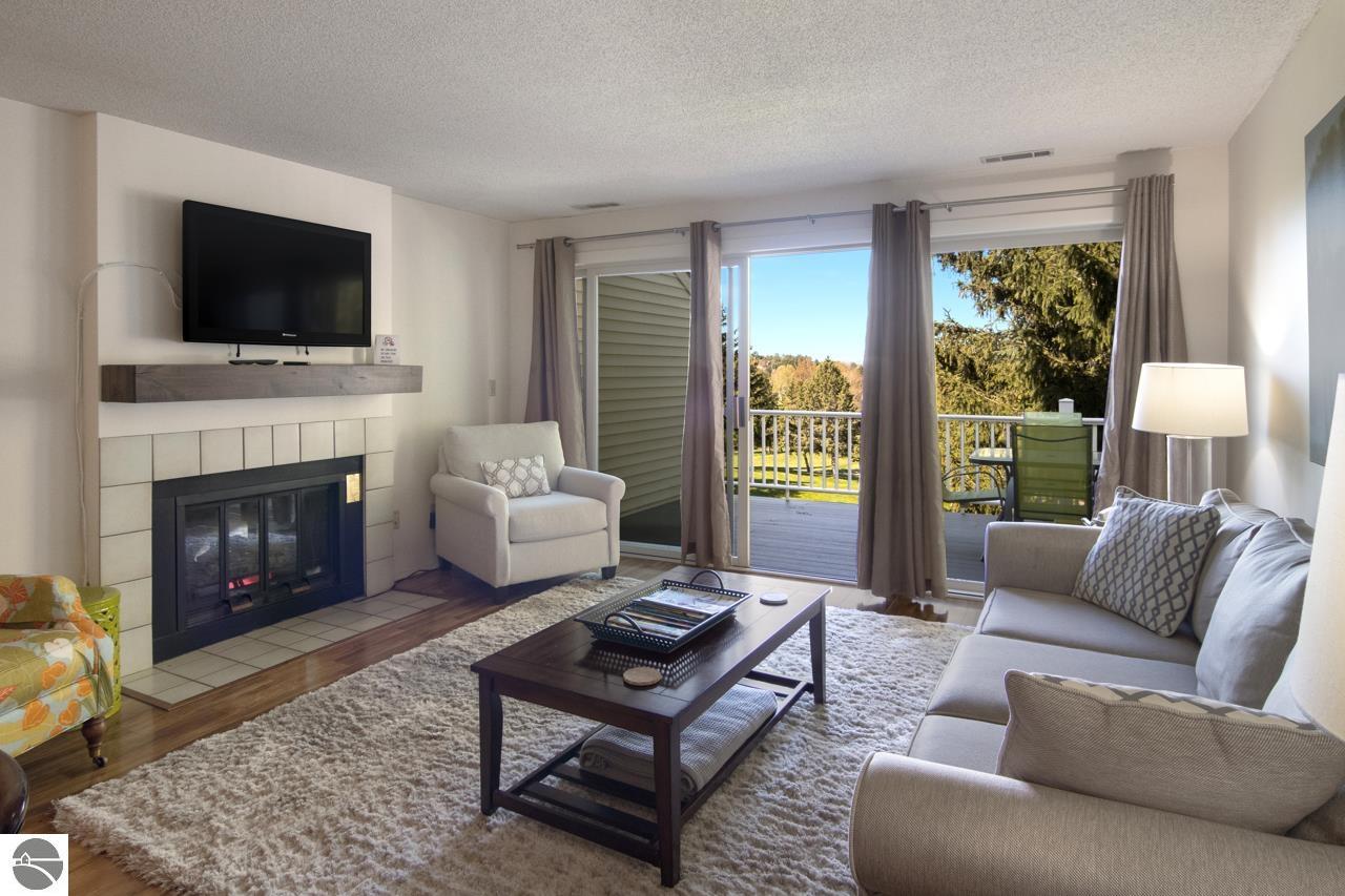 5178 Valleyway Drive